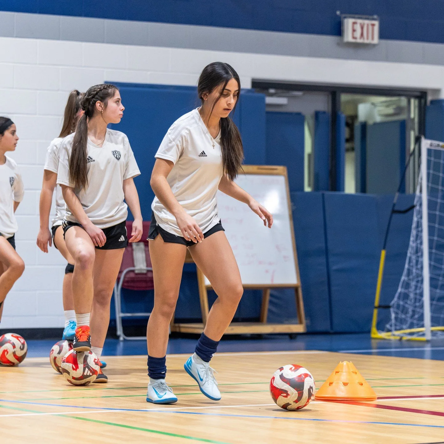 &ldquo;It takes 10,000 hours to become an expert in anything.&rdquo;

We&rsquo;re helping our athletes put in those hours... and master every part of the game ⚽️💪

#IAmFCT #FCT #TorontoSoccer #YouthSoccer #OntarioSoccer