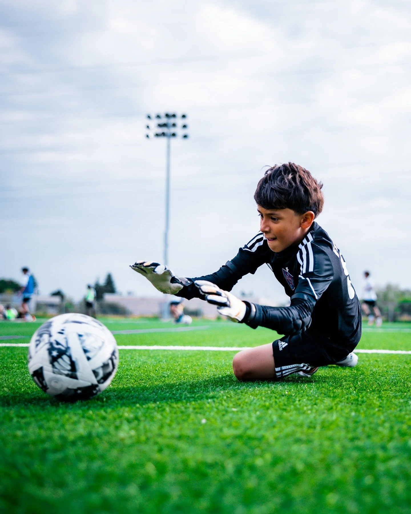 Reflexes sharp. Mind sharper. ⚡ 

#GoalkeeperTraining #FCT #IAmFCT