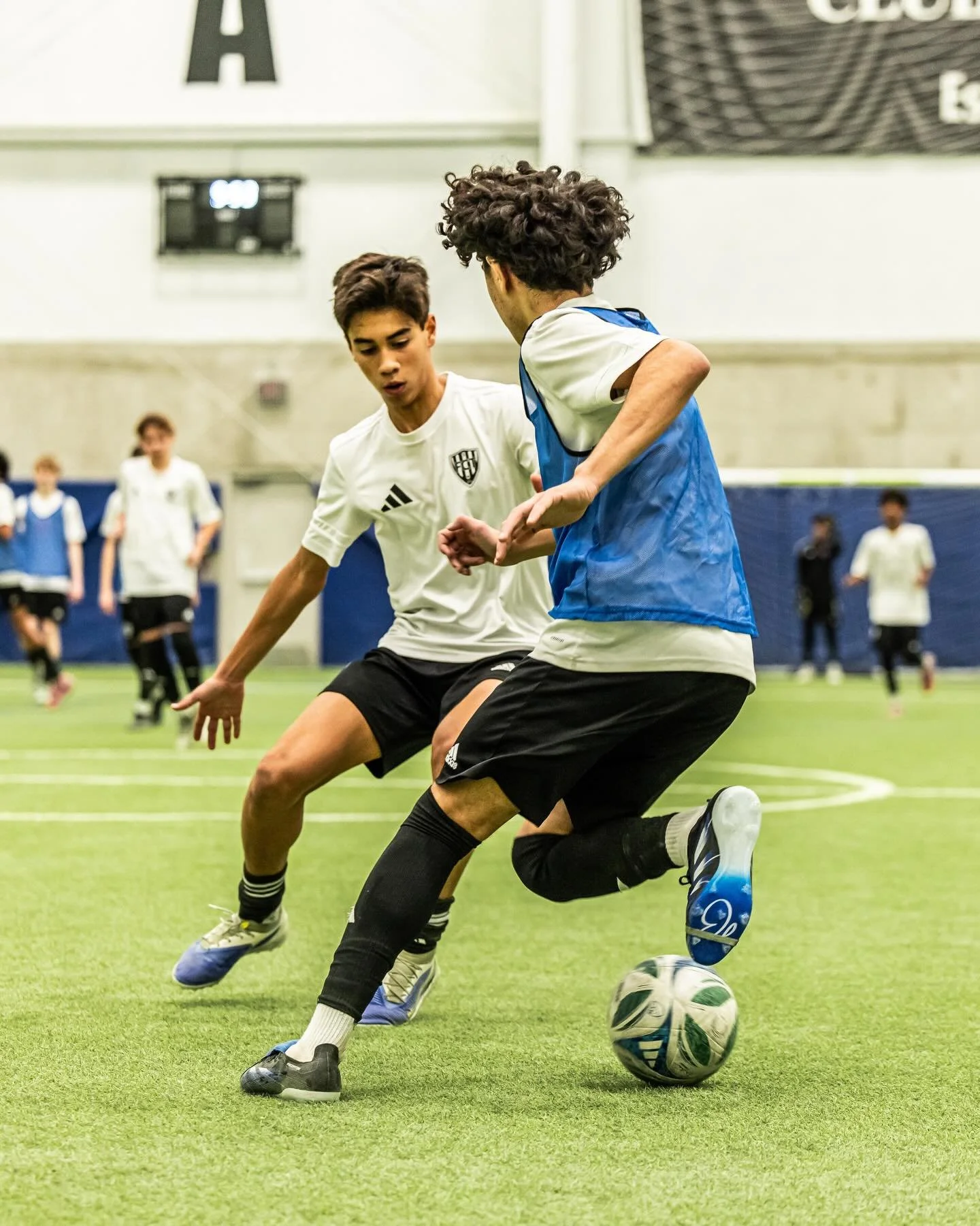 Tight space. Quick touch. Smart decisions 💯

Helping our players level up ahead of the summer

#FutsalClubToronto #FastFeet #PlayerGrowth