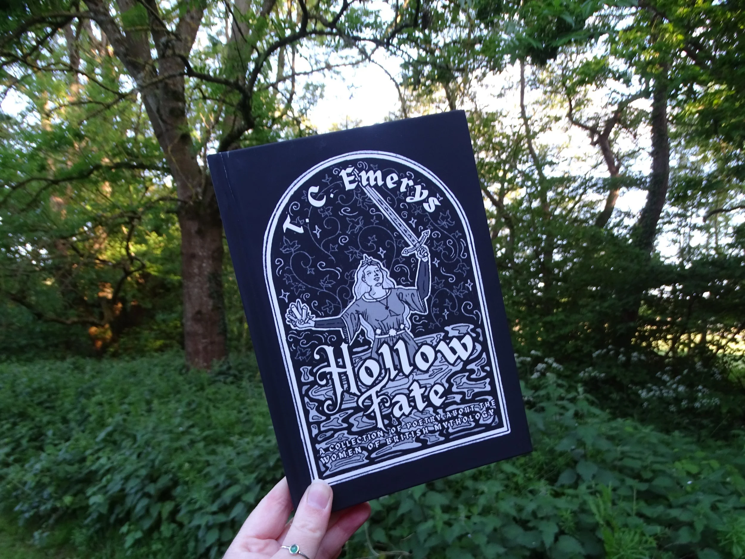 Hollow Fate: A Collection of Poetry About the Women of British Mythology (Standard Illustrated Edition) (PRE-ORDER)