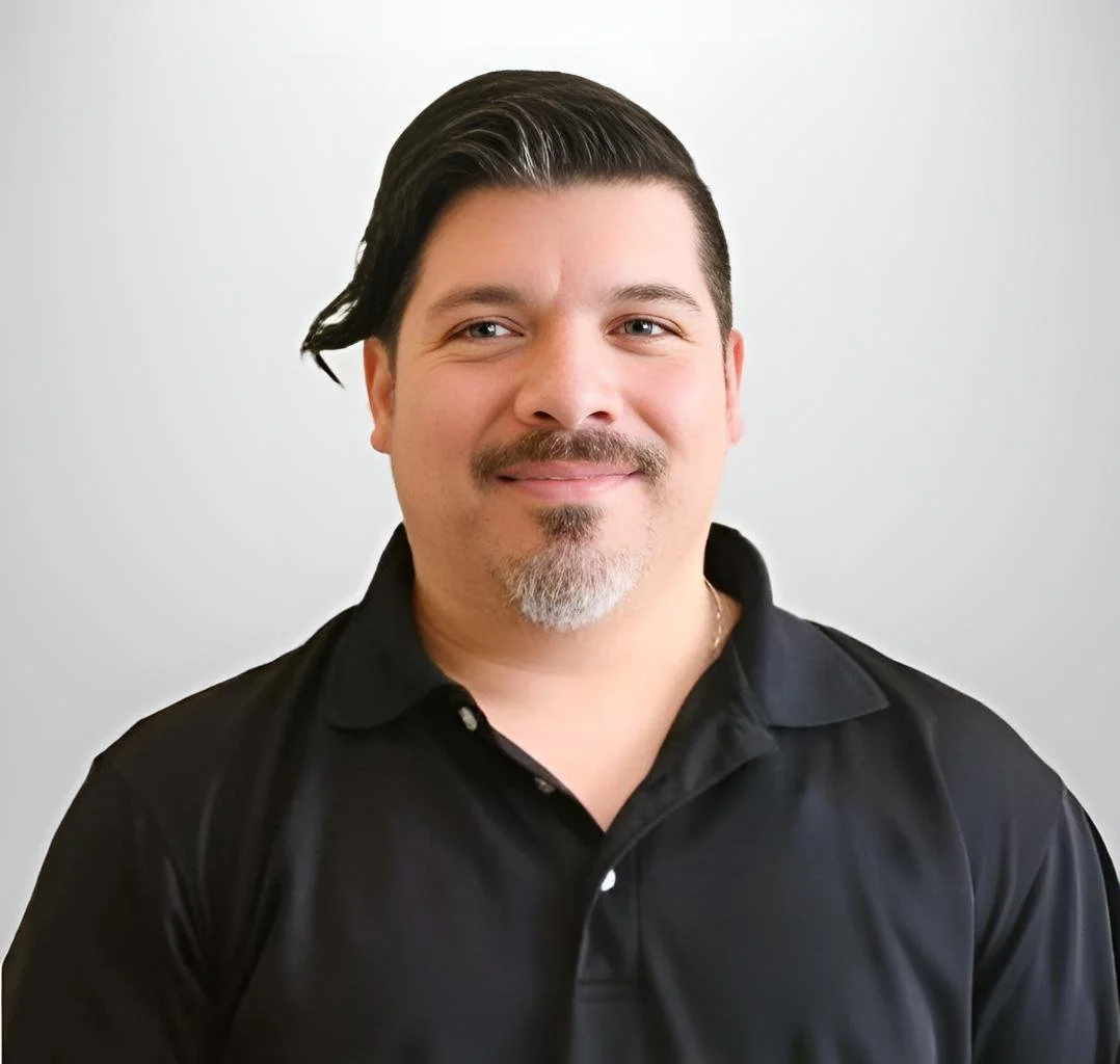 Diego HeadShot 1A Edited.jpg