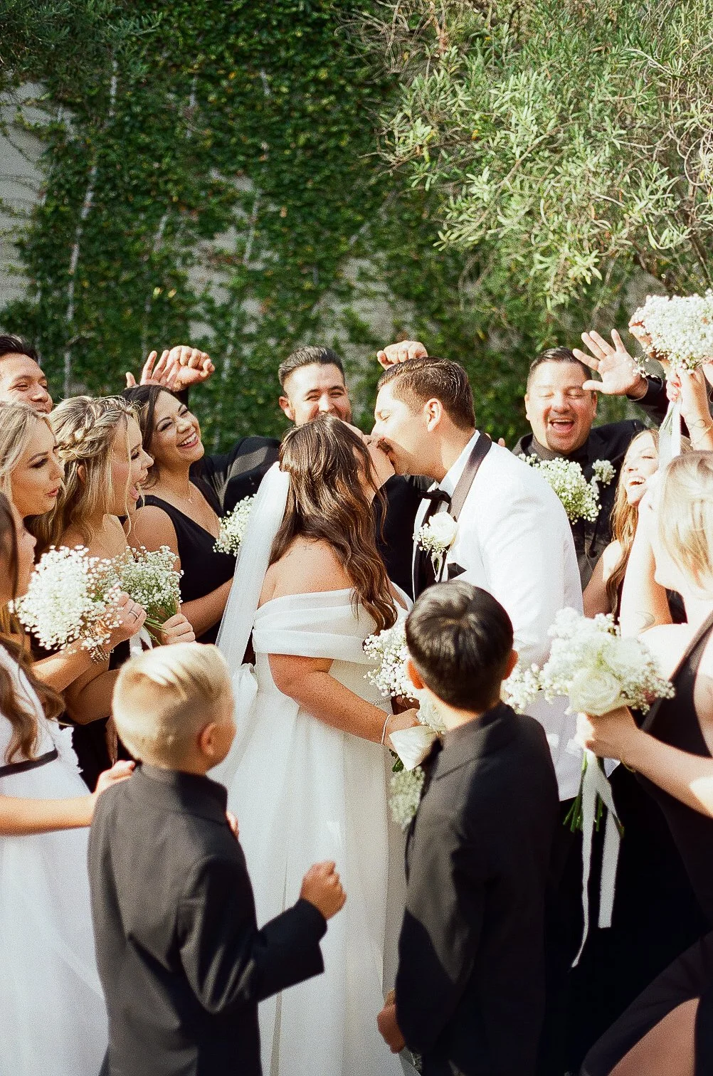 The Harper Costa Mesa Wedding Party Cheering Portraits Evann Rose Photo