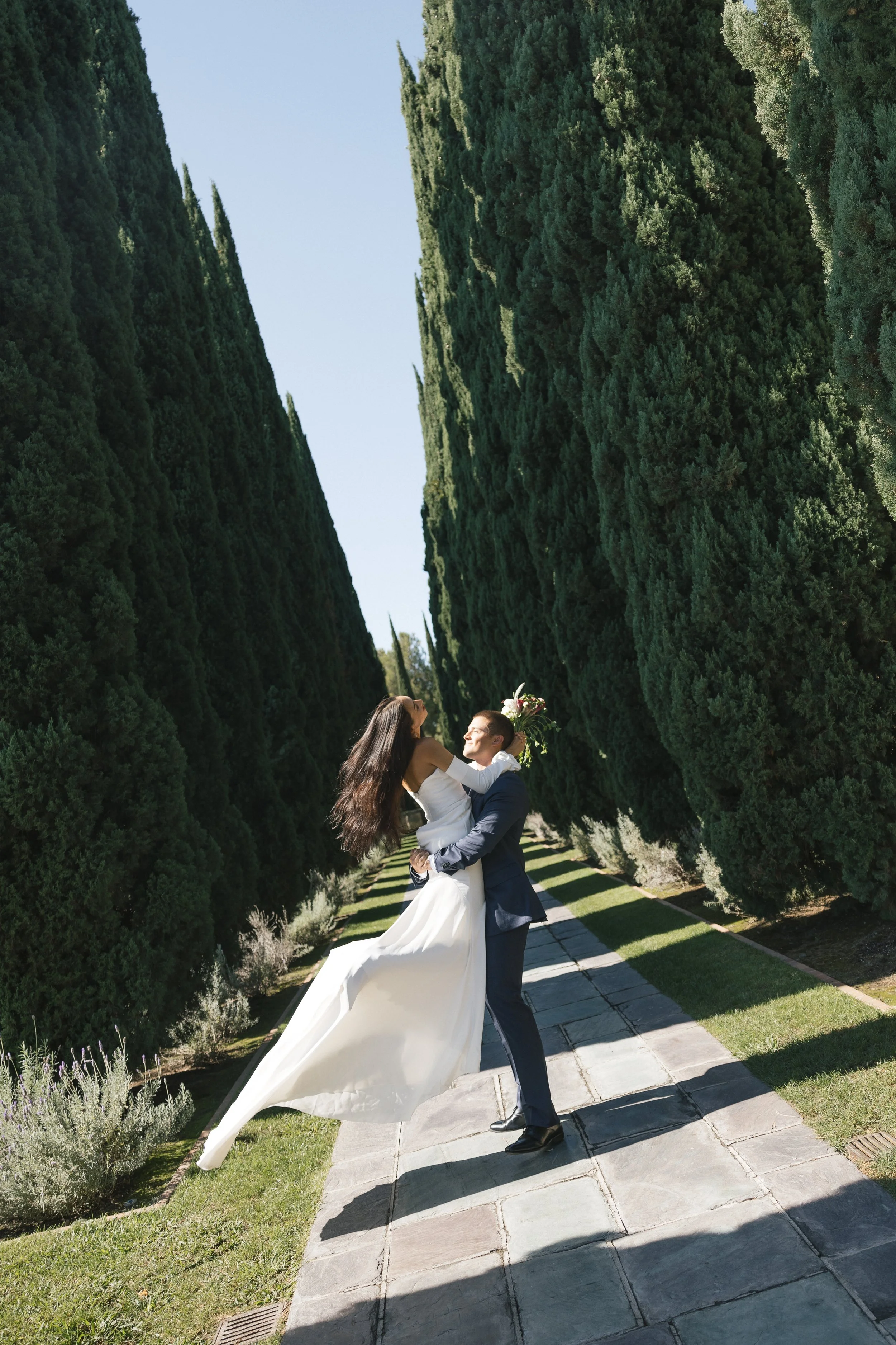 Bride and groom portraits at the Greystone Mansion Beverly Hills by Evann Rose Photo