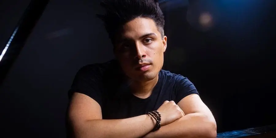 Quintin Harris 002.png