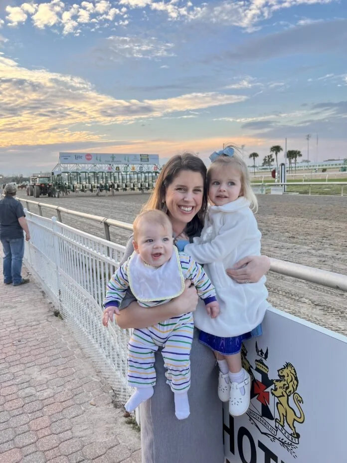 Big Horses, Little Attention Spans :: How to do The New Orleans Fair Grounds with Kids