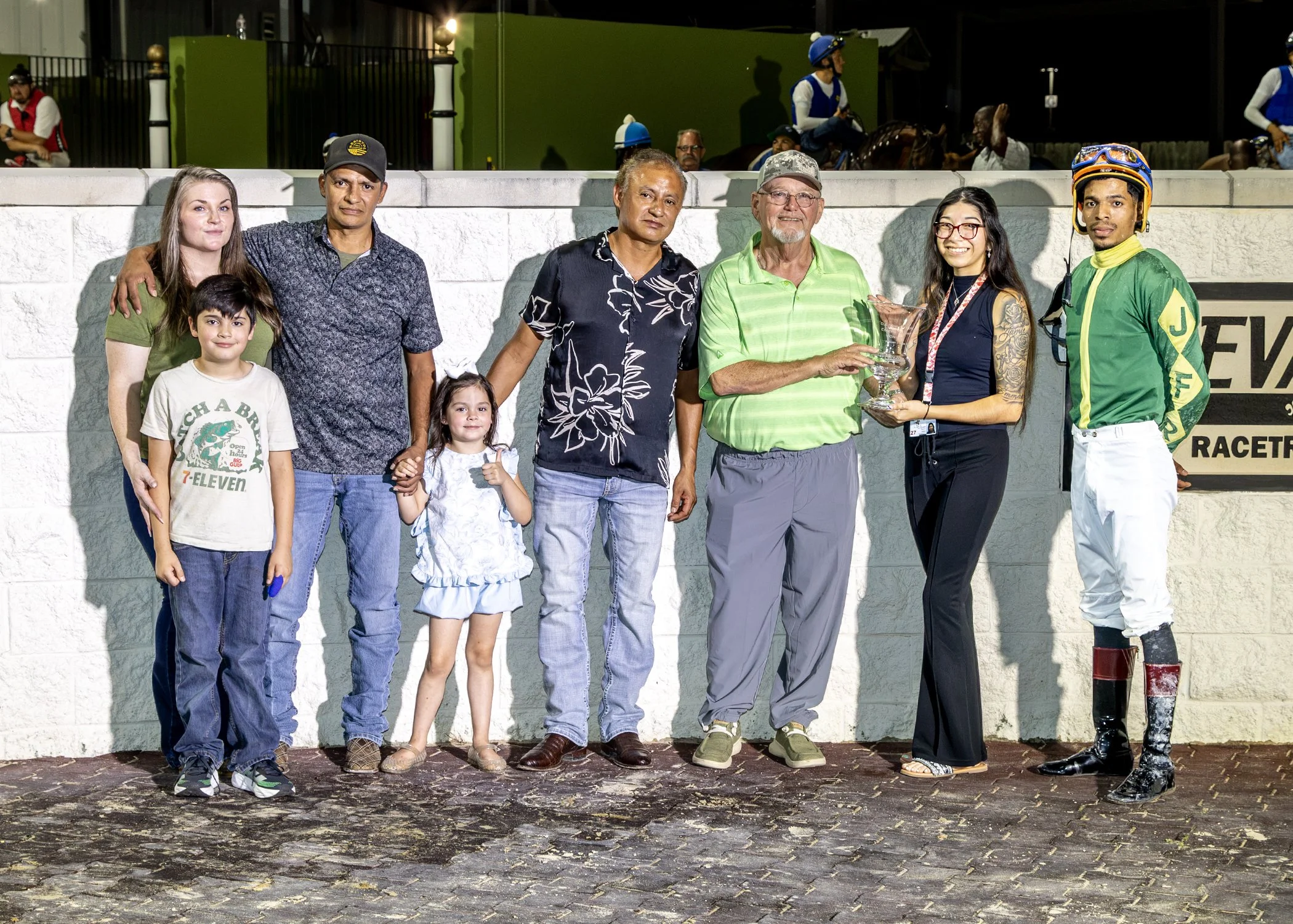 Golfito - EVD DS Shine Young Futurity - award.jpg