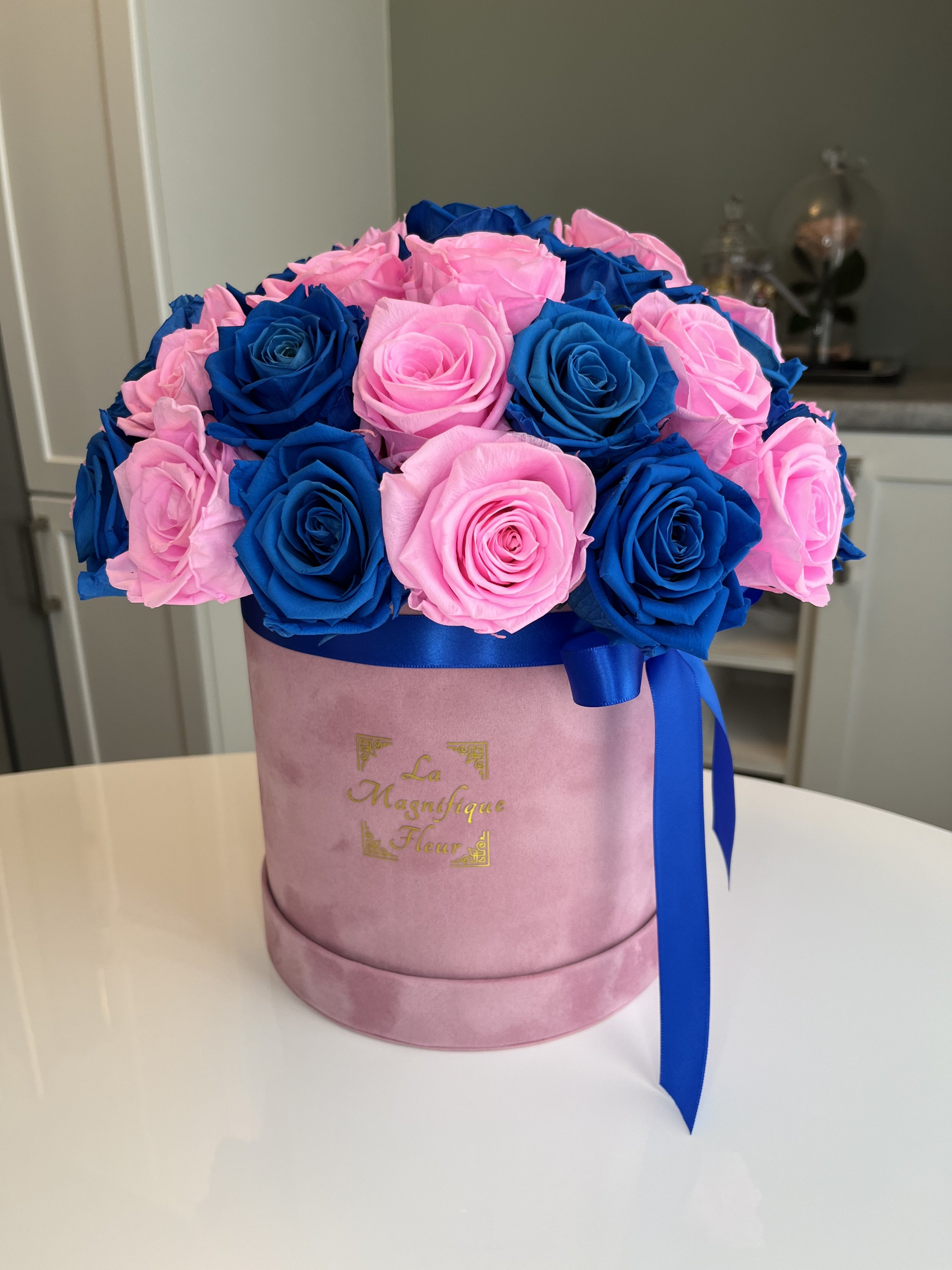 LUX Large round box_2.jpeg