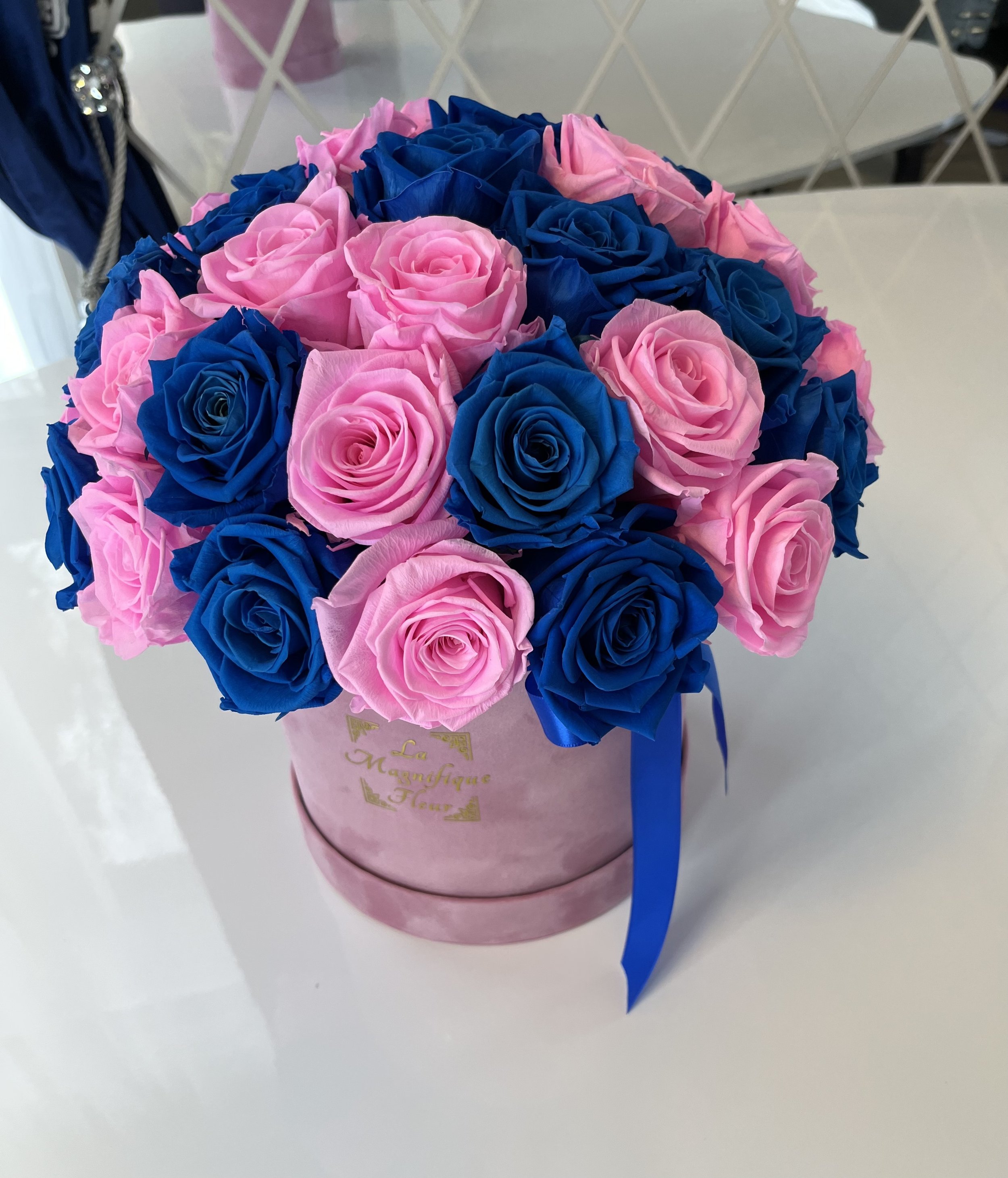 LUX Large round box_22.jpeg