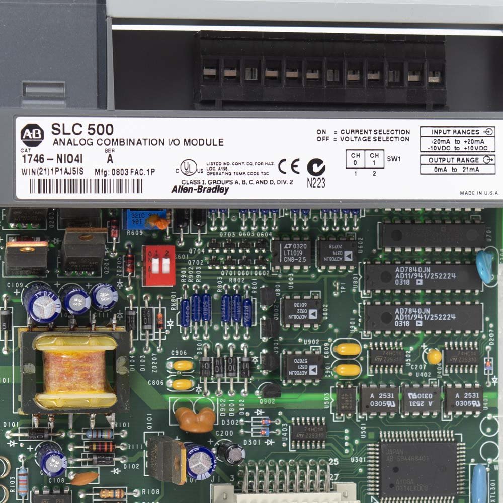 MB1570_2.jpg
