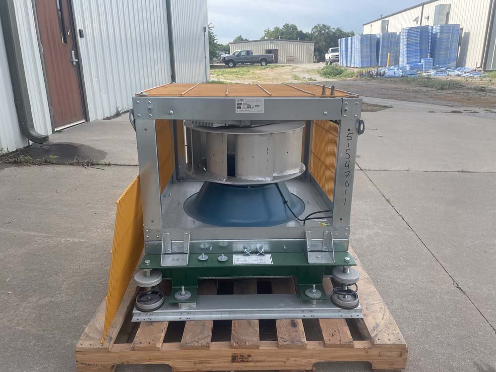 MB1576_2.jpg