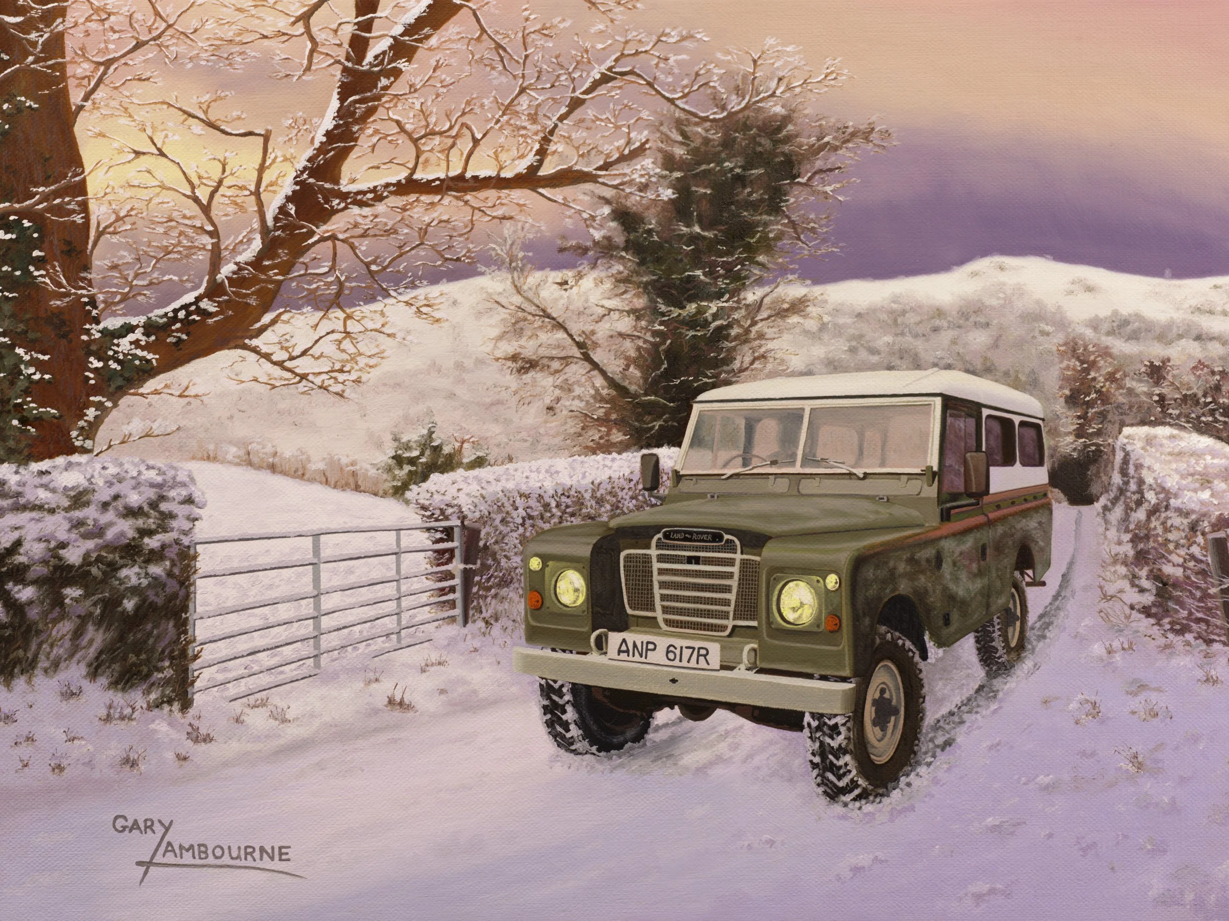 4.3 Land Rover Copyright Image.jpg