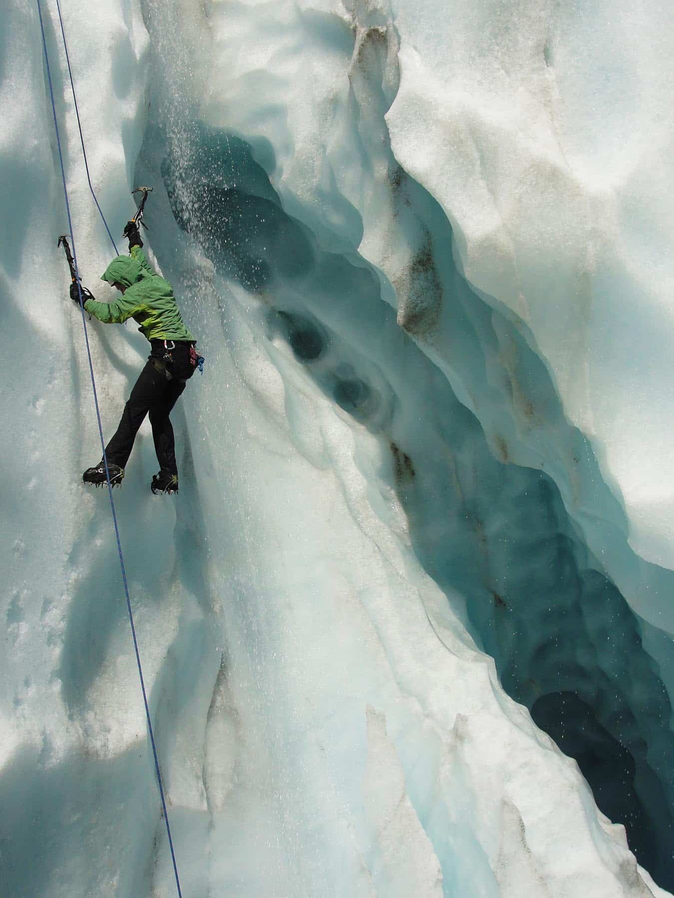 full-day-ice-climb-sum-fall-10-210.jpeg