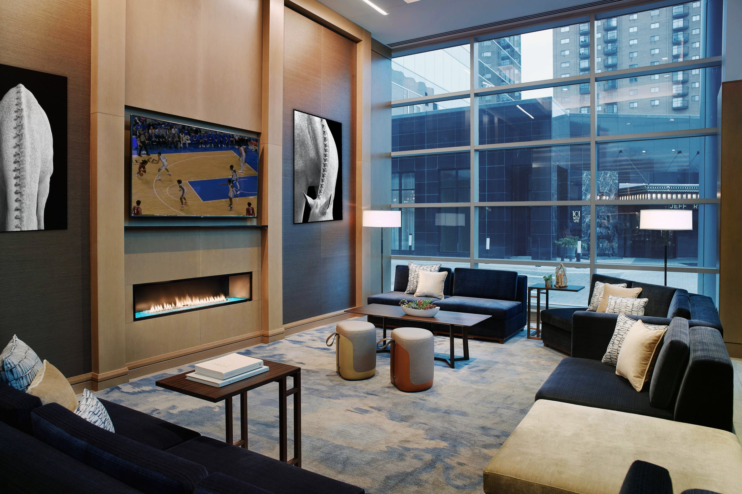 lexdt-greatroom-3239-hor-clsc.jpg