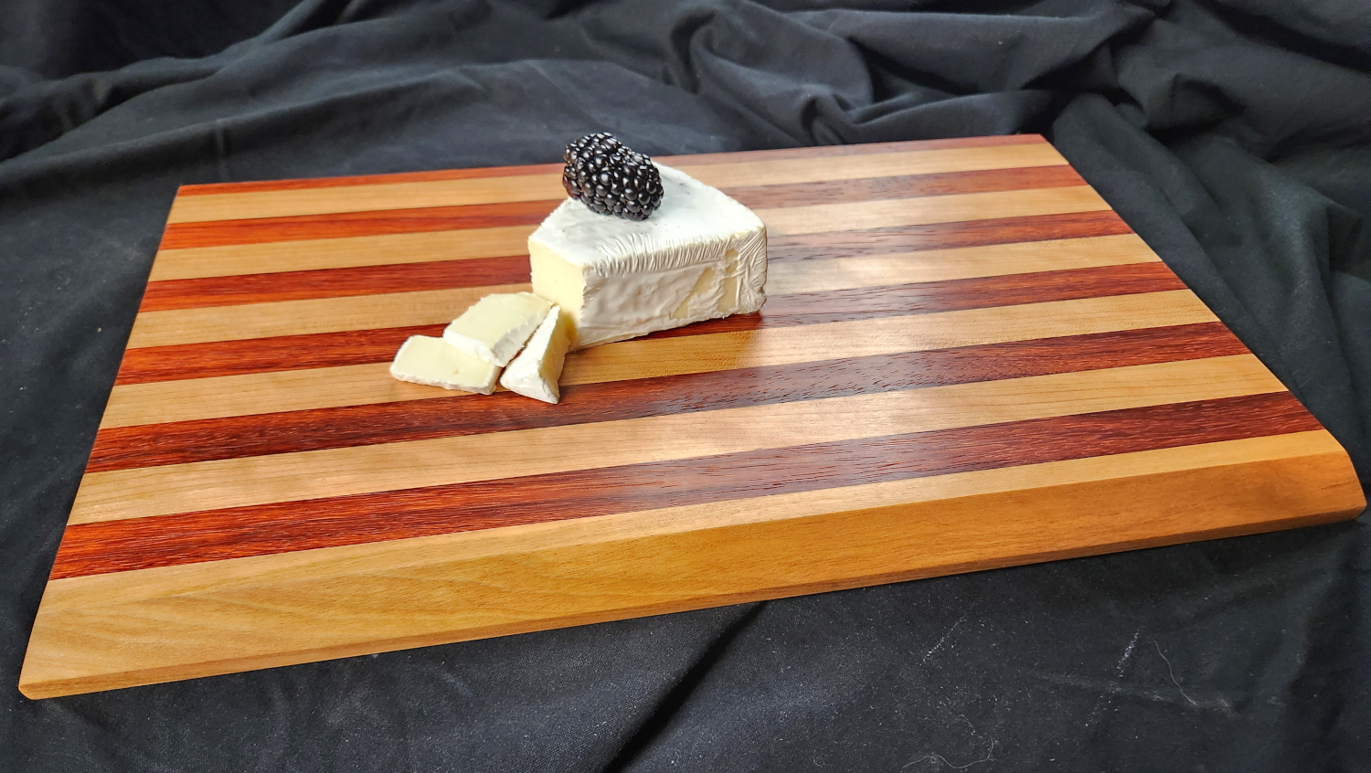 Cherry_Padauk_Cheese.png