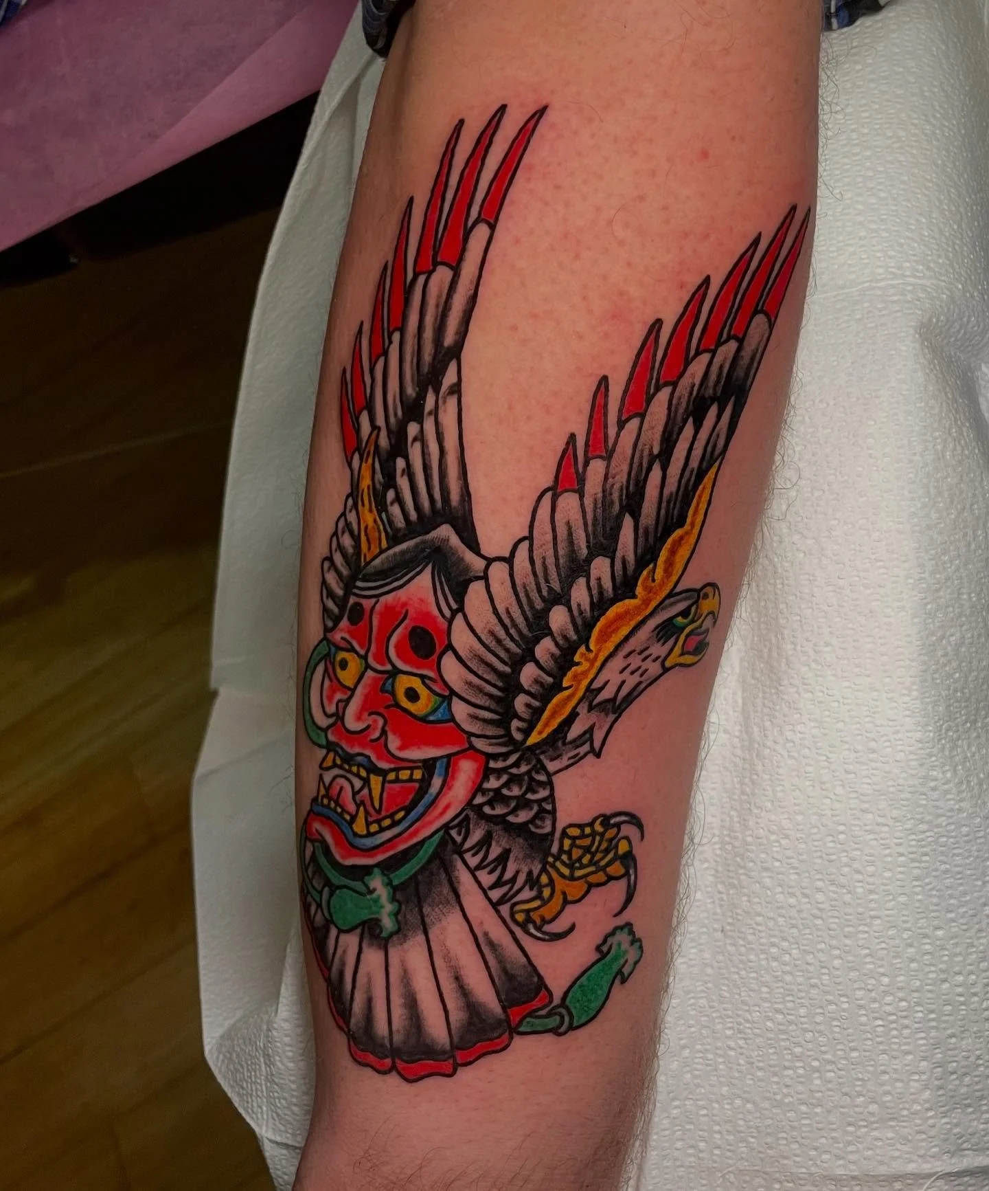 Hannya Eagle by @misaortego 🦅
For appointments, DM Misa or text 360-504-6873

#seattletattoo #seattletattooartist #eagletattoo #hannyatattoo #hannya #traditionaltattoo #ladytattooer