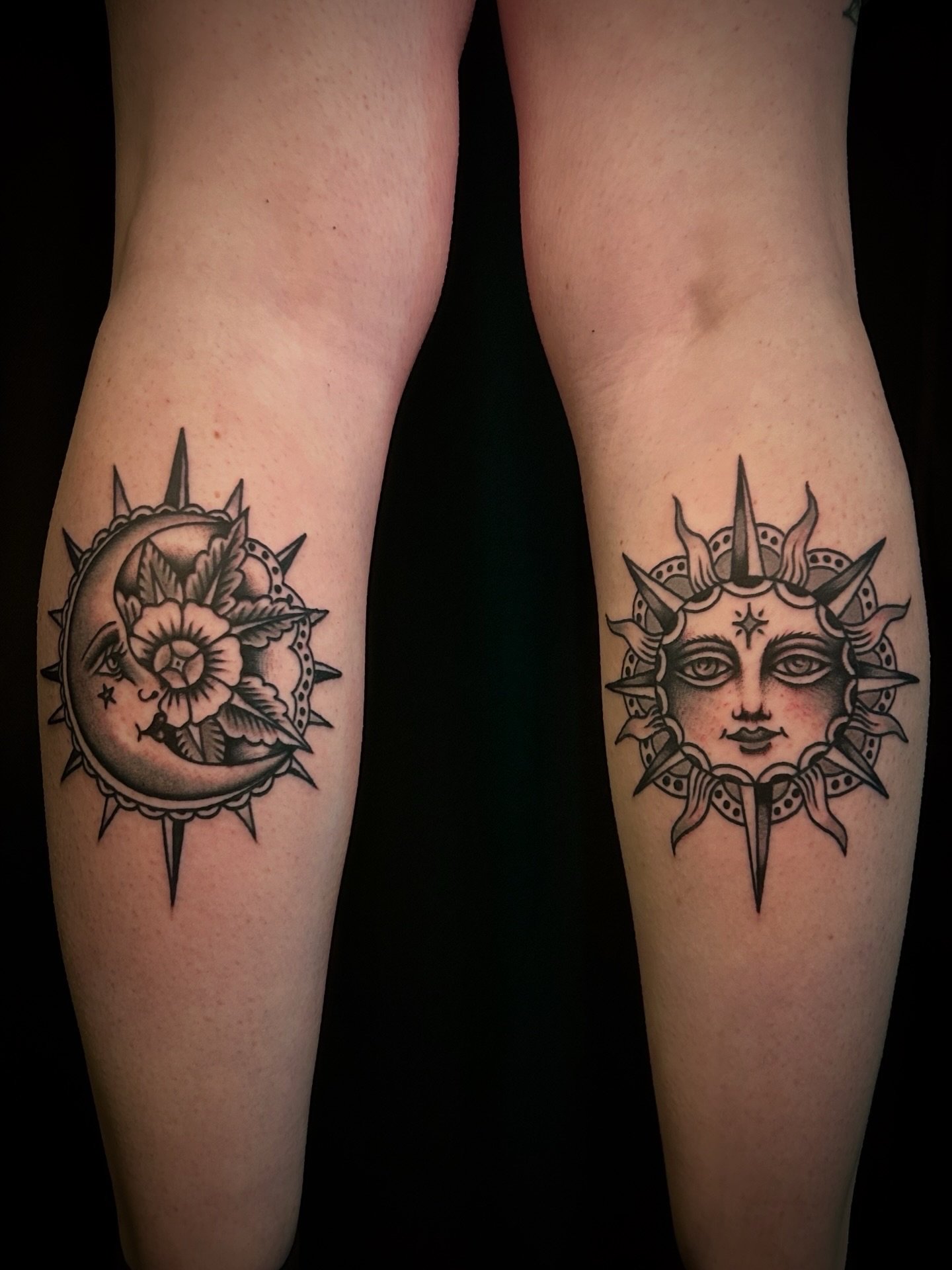 By @sarapurr 
Message her or call the shop for appointments. Sara also does flash walk ins most Sundays.
#seattletattooartist #sunandmoon #traditionaltattoos