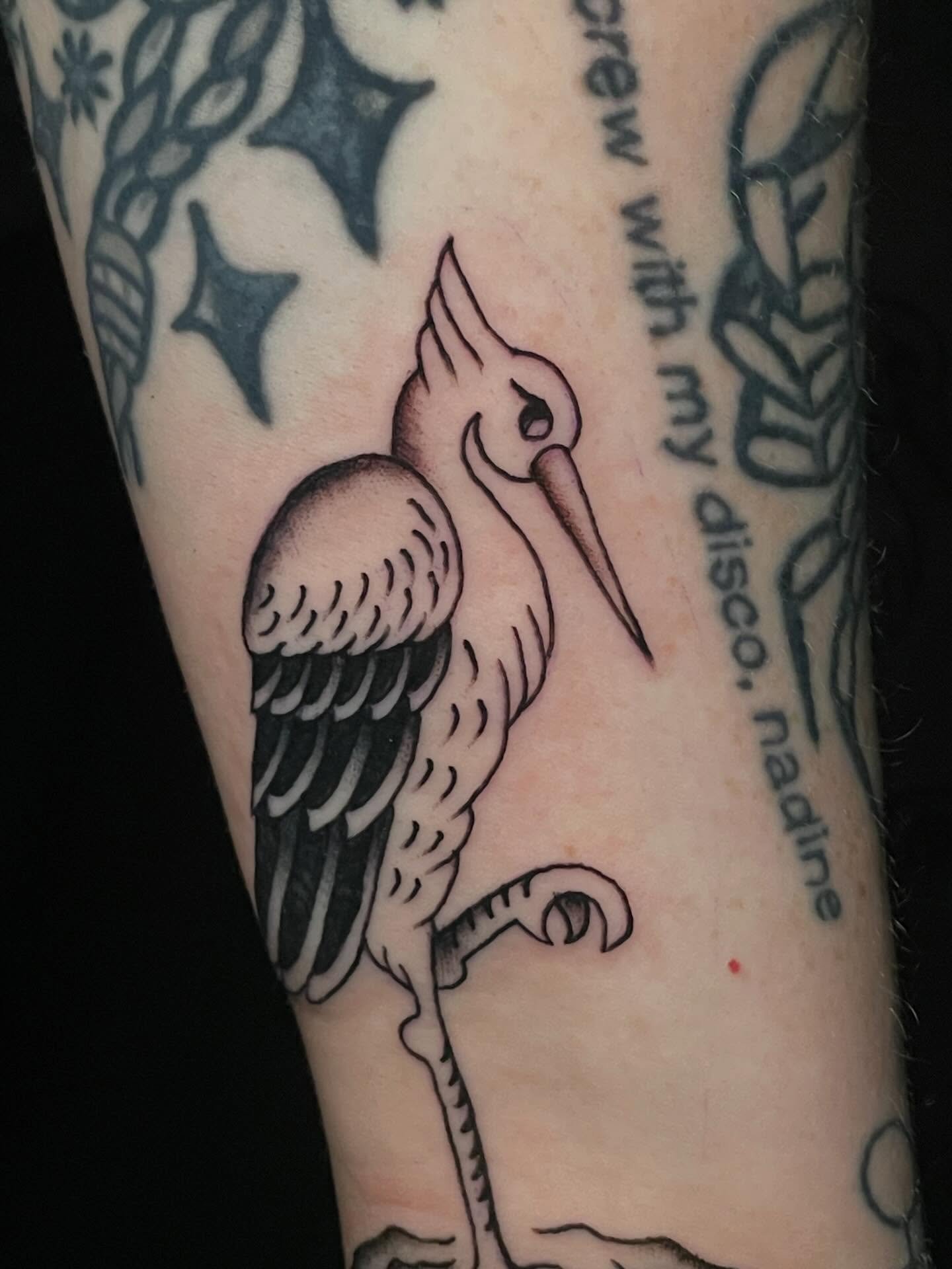 Fine line heron by @sclarktattoos 🕊️
Dm Sierra or text the shop to book an appointment!

#seattletattooshop #queertattooartist #finelinetattoo #traditionaltattoo #seattletattooartist