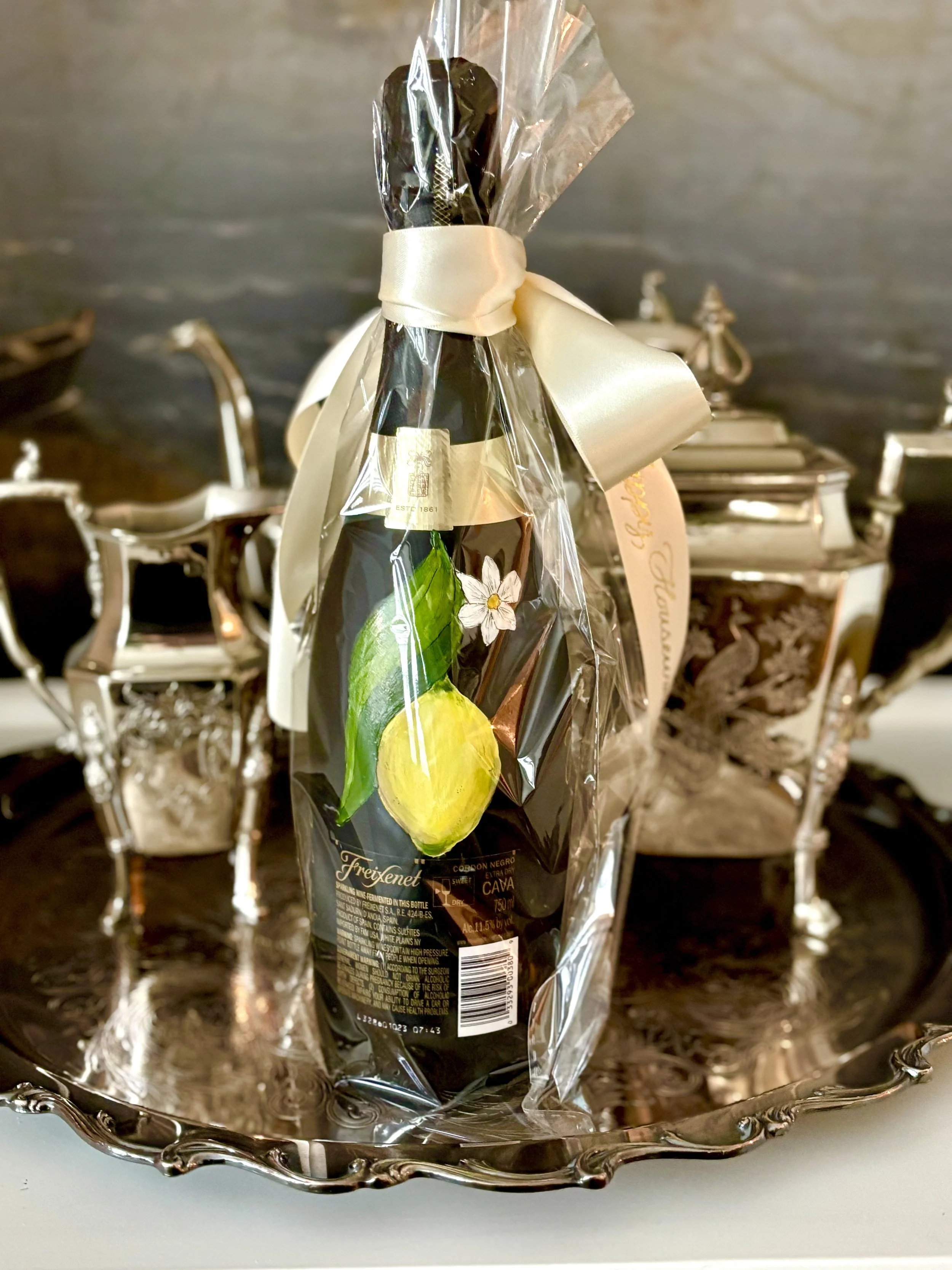 Lemon bottle for Hermans back in package.jpg