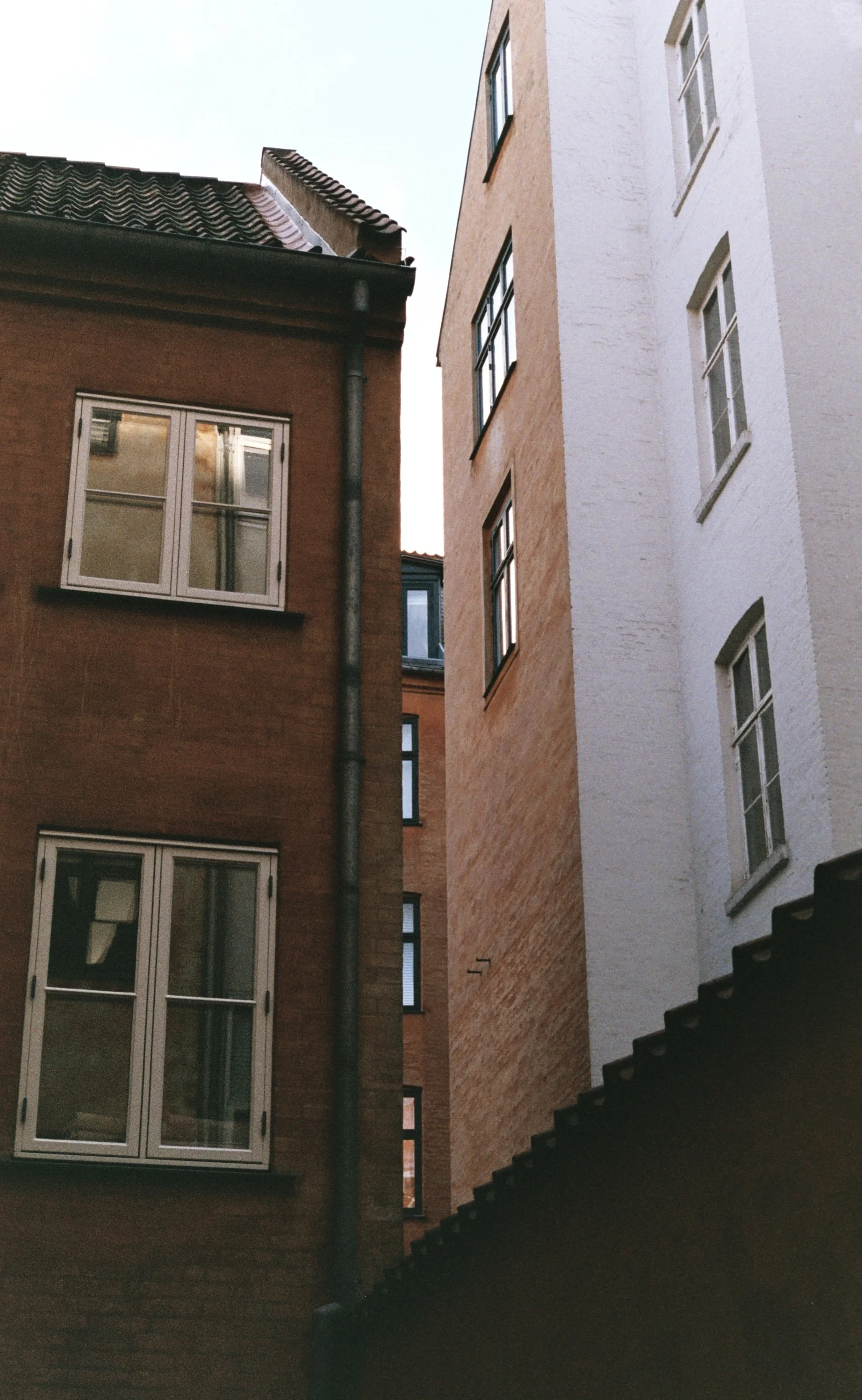 AA025 4.jpg