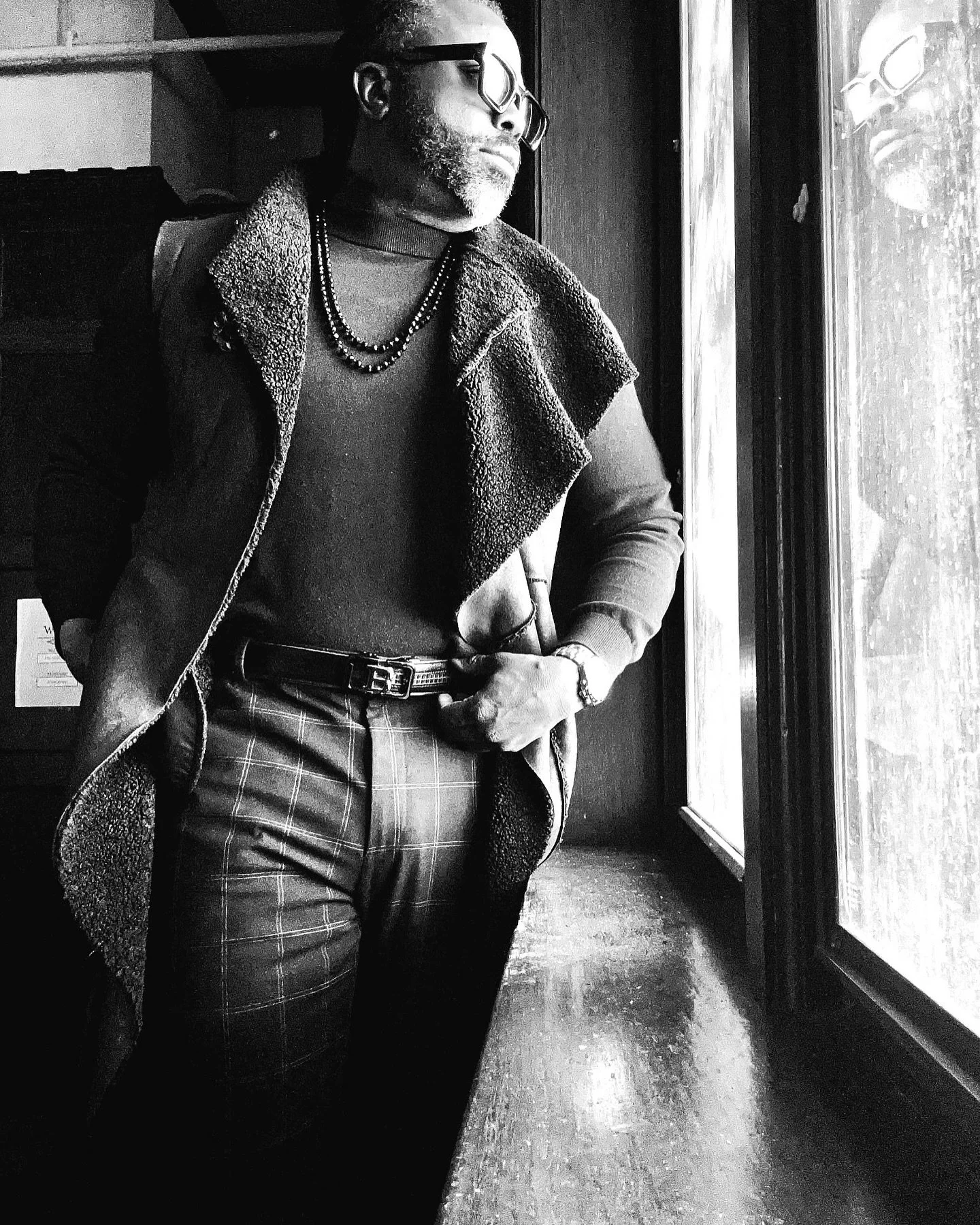 Jerry musing the world.