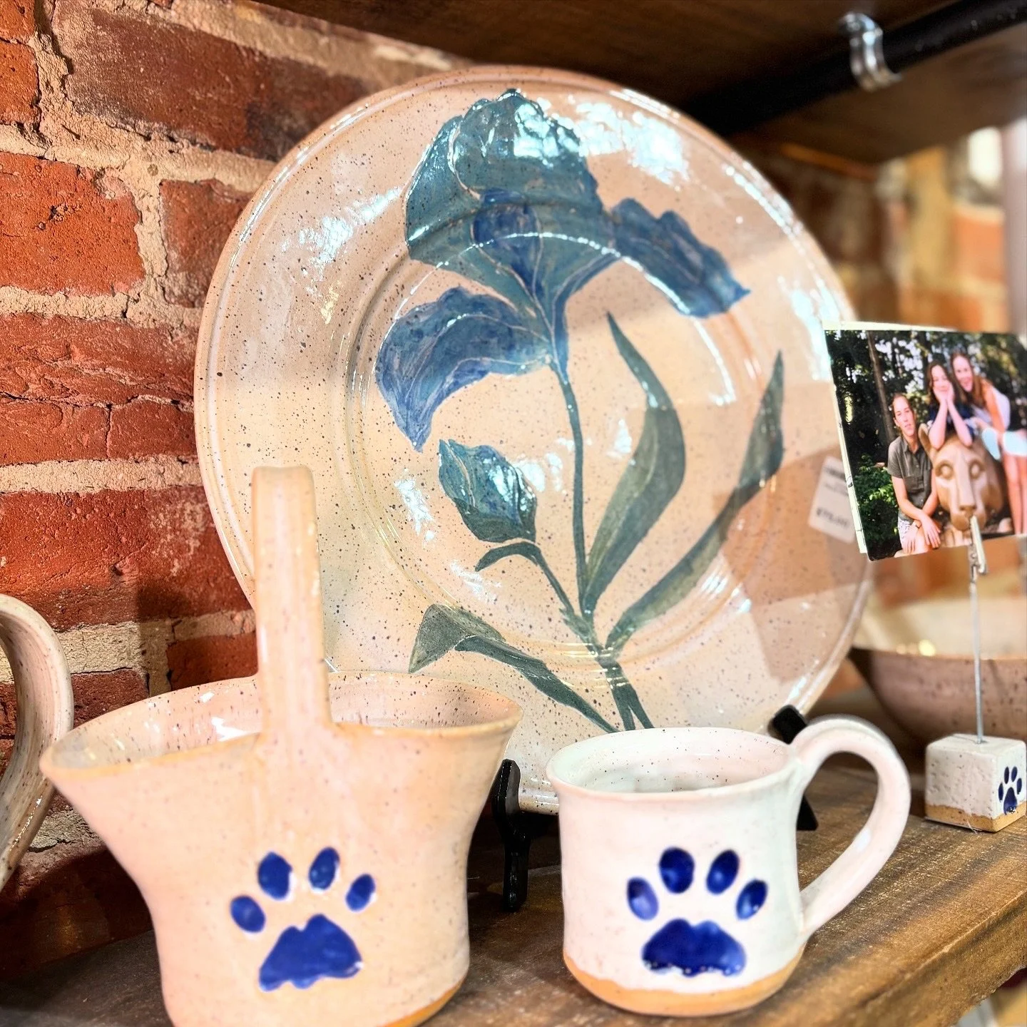 Happy Labor Day Weekend! ✨

Shop Belle Mercantile with your visiting friends and family on Saturday 10-5 and Sunday 11-4. 

Bellefonte offers FREE parking after Noon of Saturday and all day Sunday! 

📍Find us at 135 S Spring St, Bellefonte, PA.

#pe