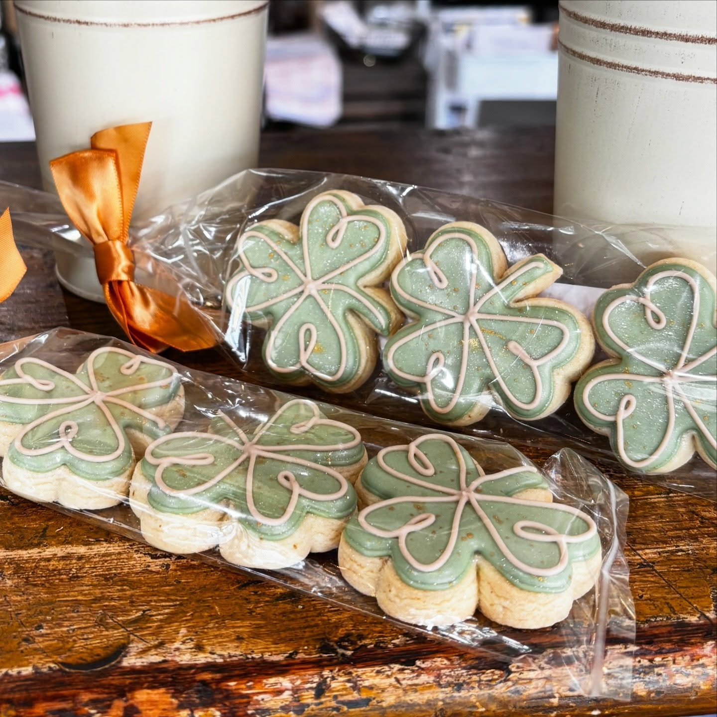 Do you do a Leprechaun Trap or a Pot of Gold for St. Patrick&rsquo;s Day? Bait or treasure, these cookies and coins are exactly what you need.  Also perfect for school lunches on Tuesday. 

Gifts for everyone, perfume (maybe the thought of Ireland&rs