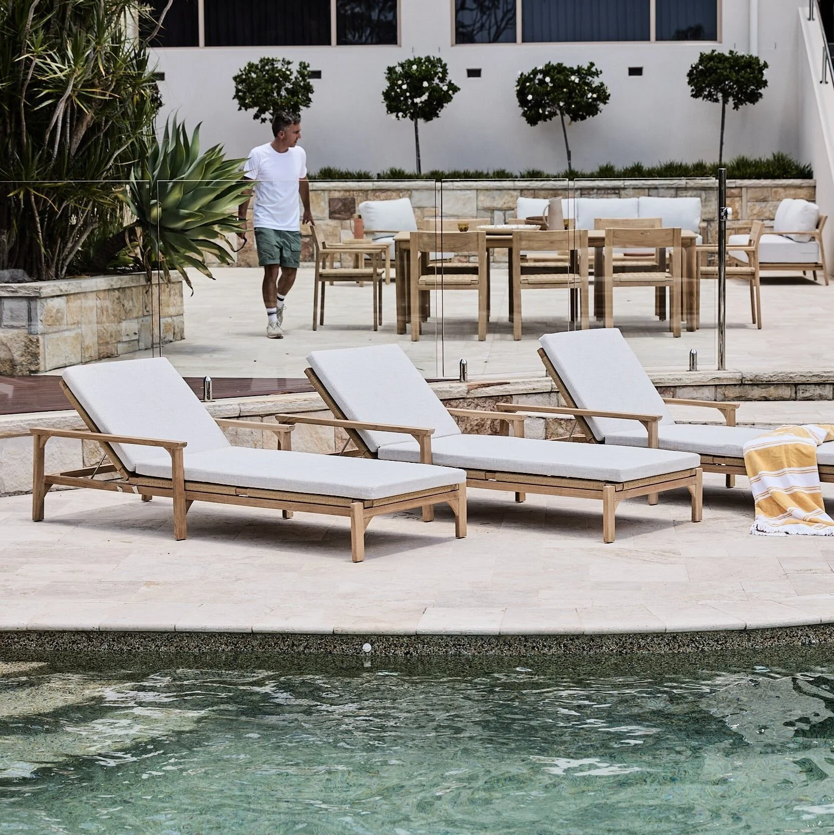 Suri Sun Loungers