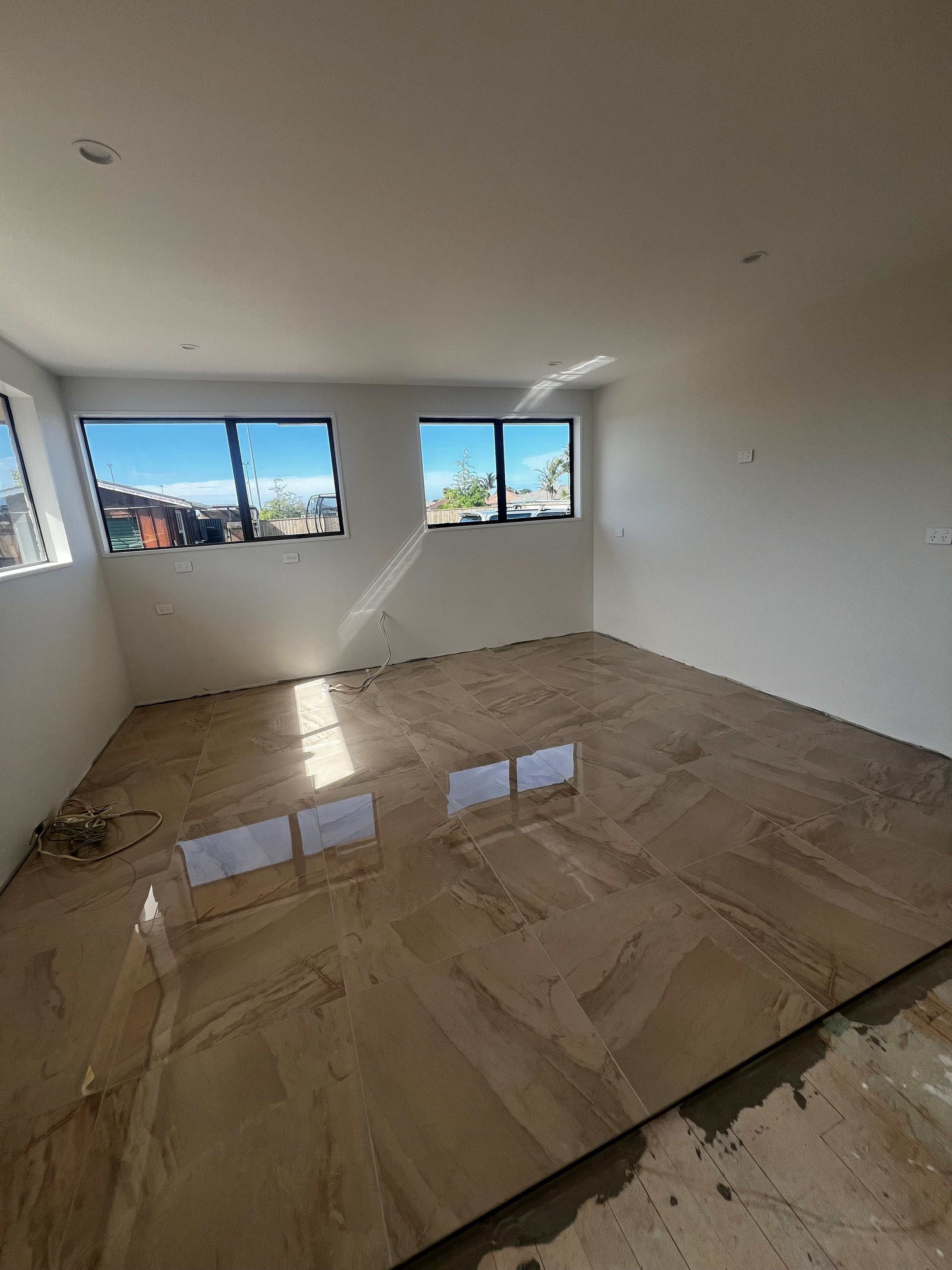 Kitchen before 2.jpg