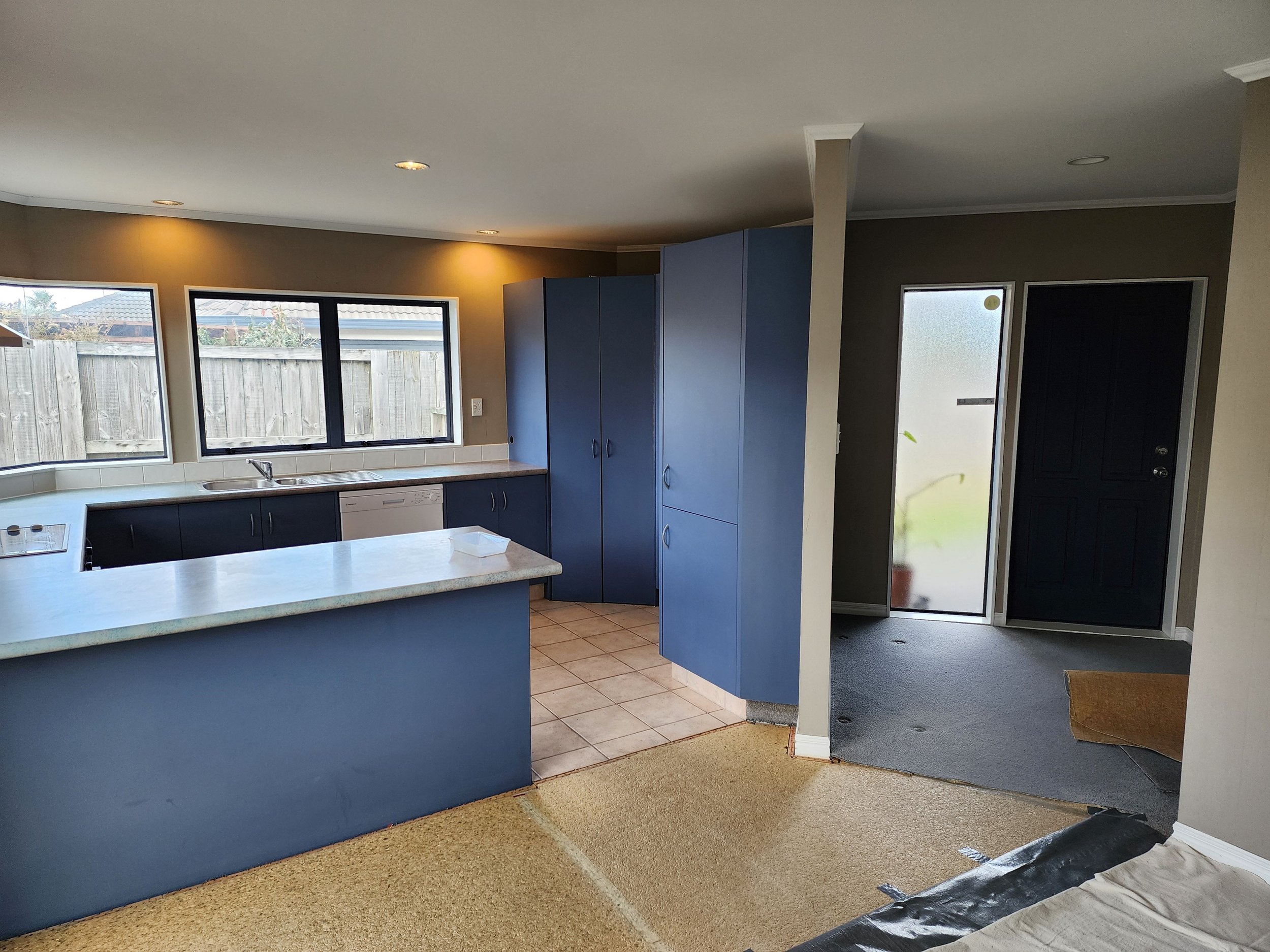 Kitchen Before 1.jpg