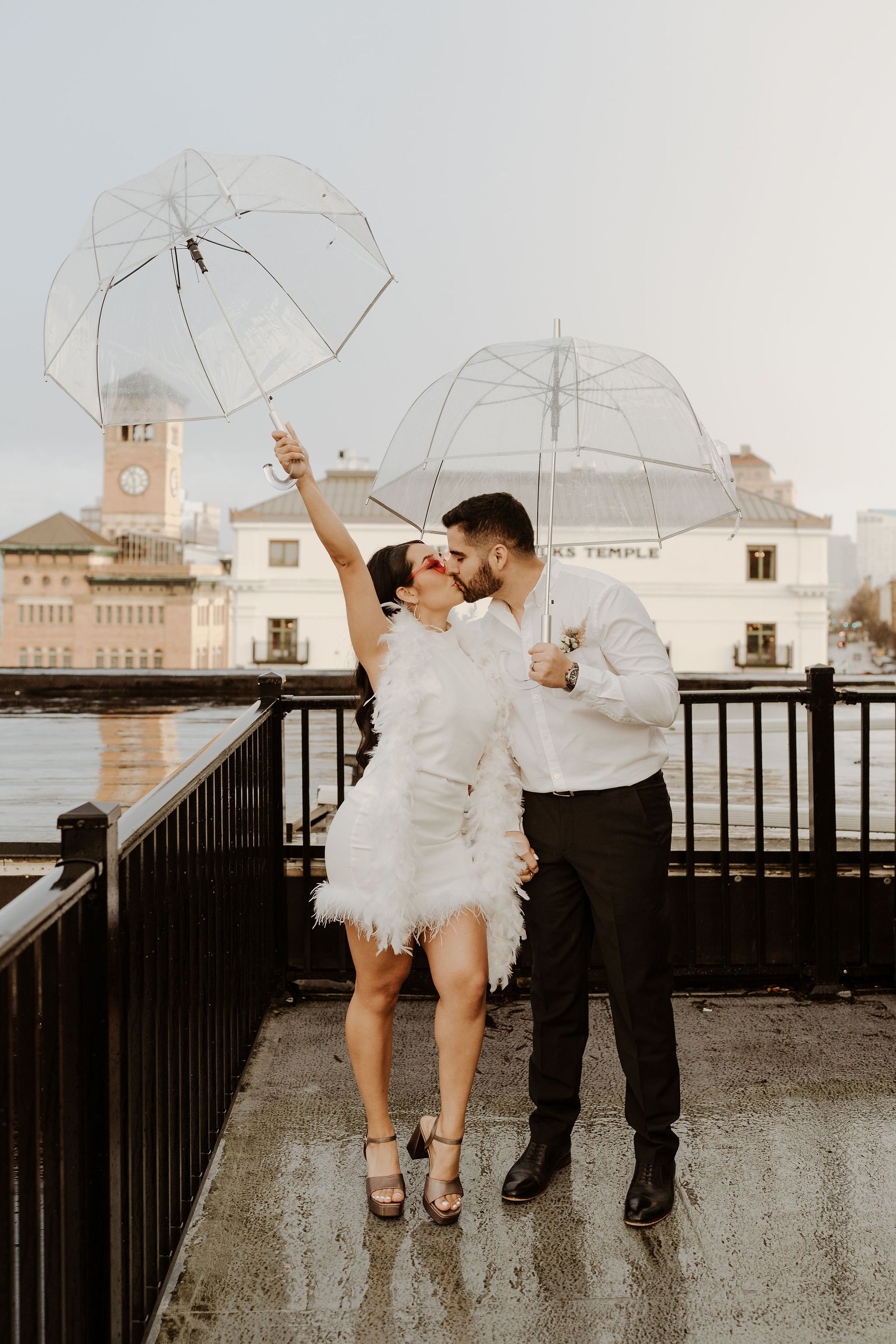 Timeless Wedding Hairstyles vs Trend Traps: How to Choose Hair You’ll Love Long After the Wedding