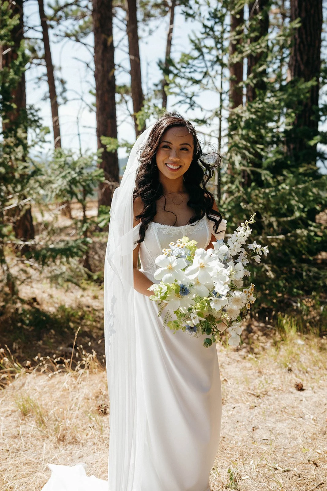 What Actually Makes Bridal Hair Last All Day