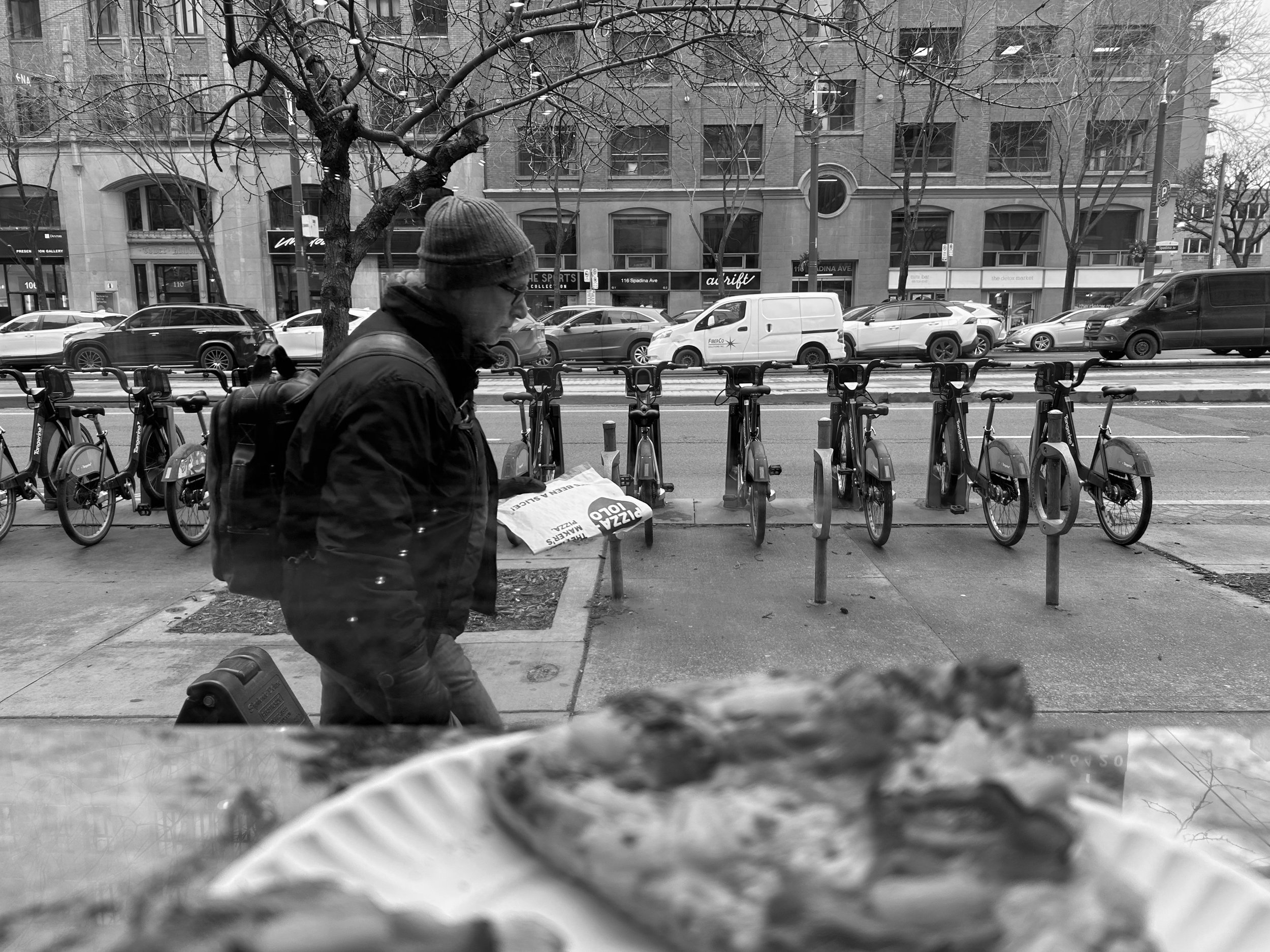 25-12-06 Spadina Ave.JPG