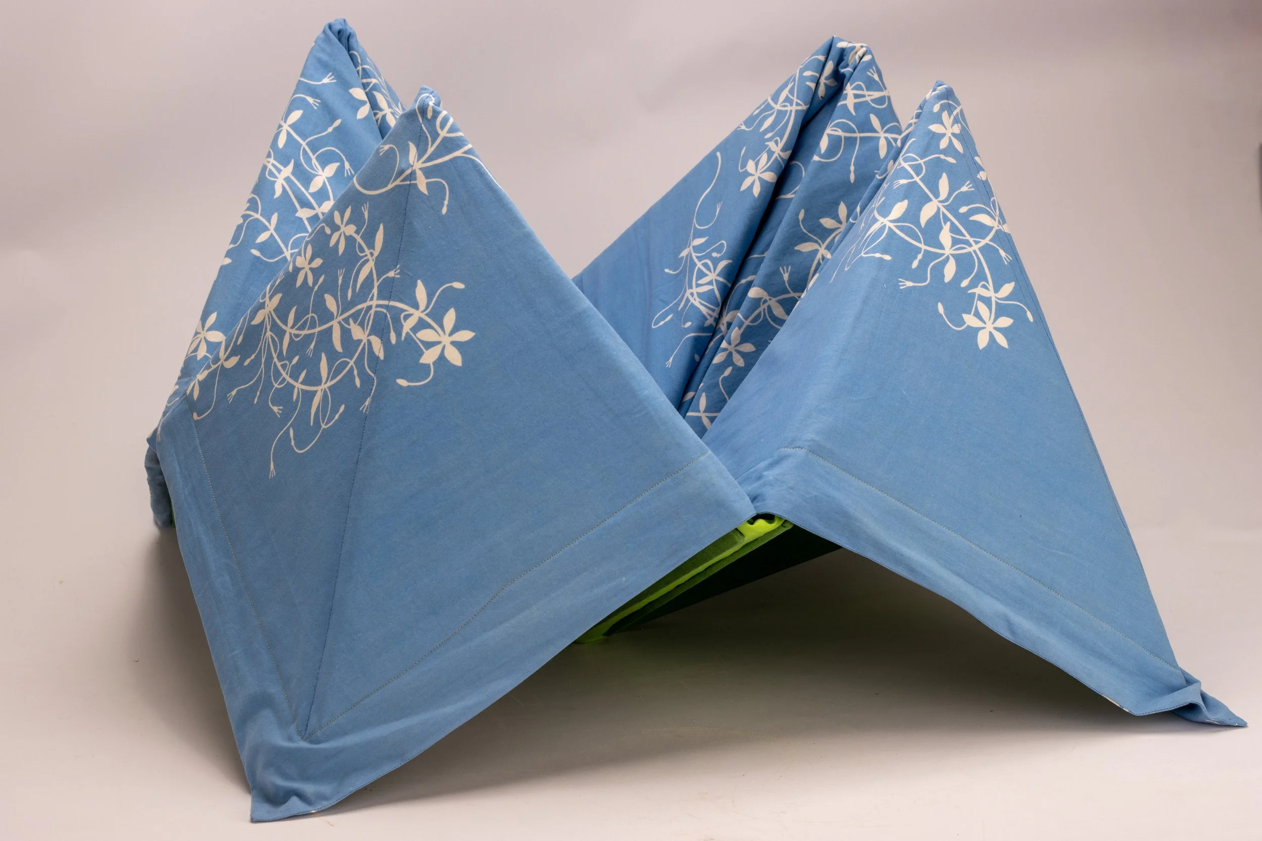 Fabric_CootieCatcher_F25-012.jpg