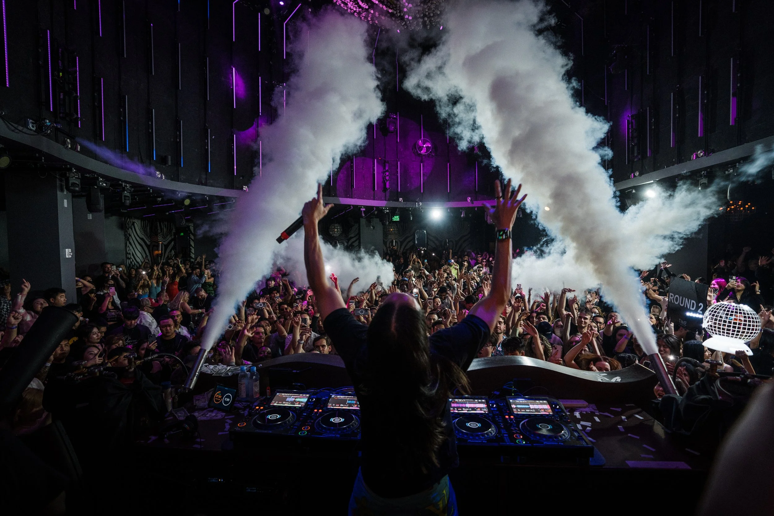 010623_SteveAoki_TimeNightClub_MikeBanuelos_photos-12.jpg