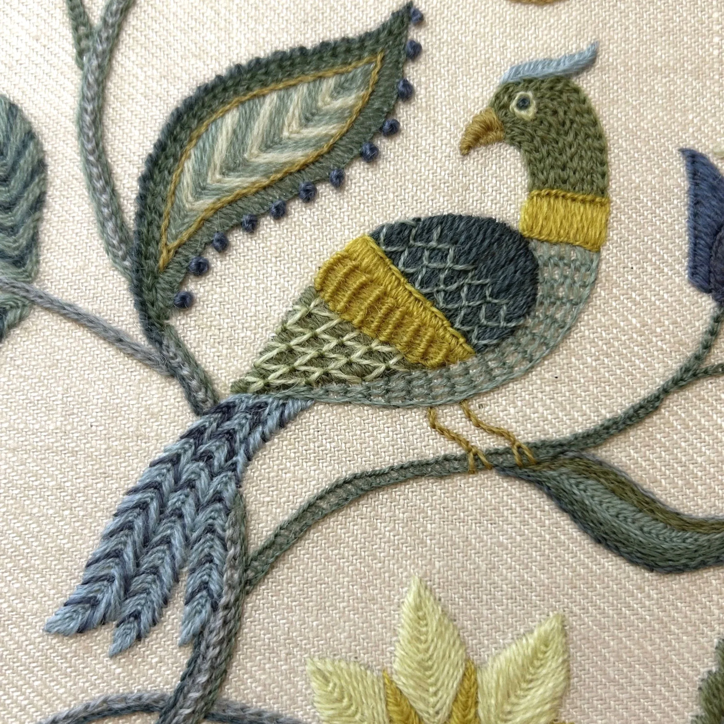 Crewel+embroidery_Garden+Song+green+bird.jpg