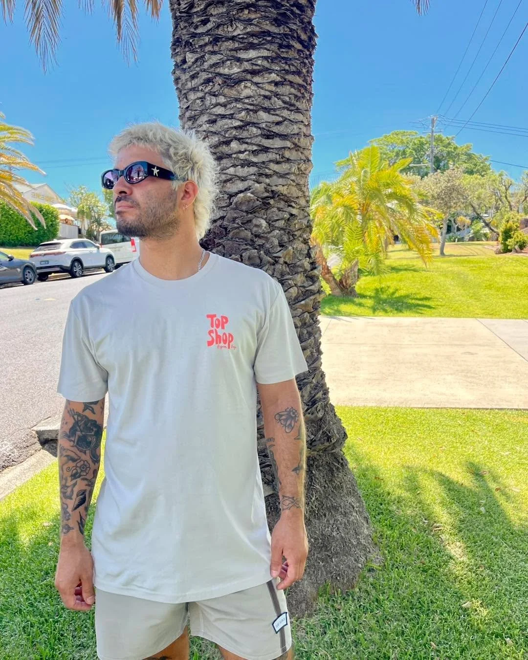 Fresh tees are here✨👕
Available in store or online (link in bio)🌞

#topshopbyronbay #newmerch #freshtees #shoplocal #instoreandonline