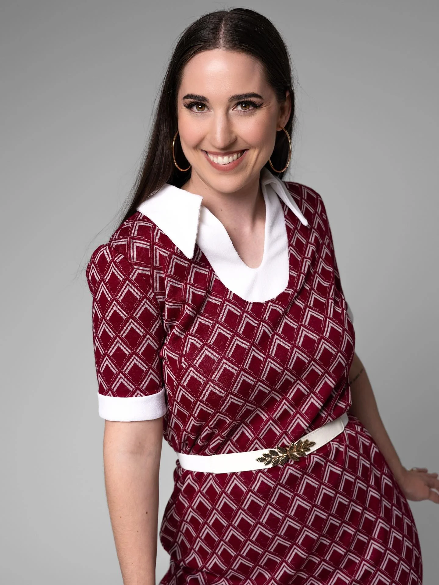 Pattern play, 60s style ❤️🤍 
Vintage fashion is bold, fearless, and unapologetically fun -  just how we like it.
Model: @chloerohringer 
Photographer: @trinapowercreative