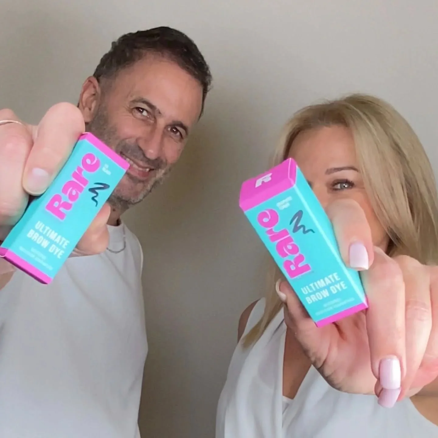 Thank you so much for the amazing feedback we received on our new packaging! Every like, share and comments means the world to us! 😍

With love, 

Desa and Ari