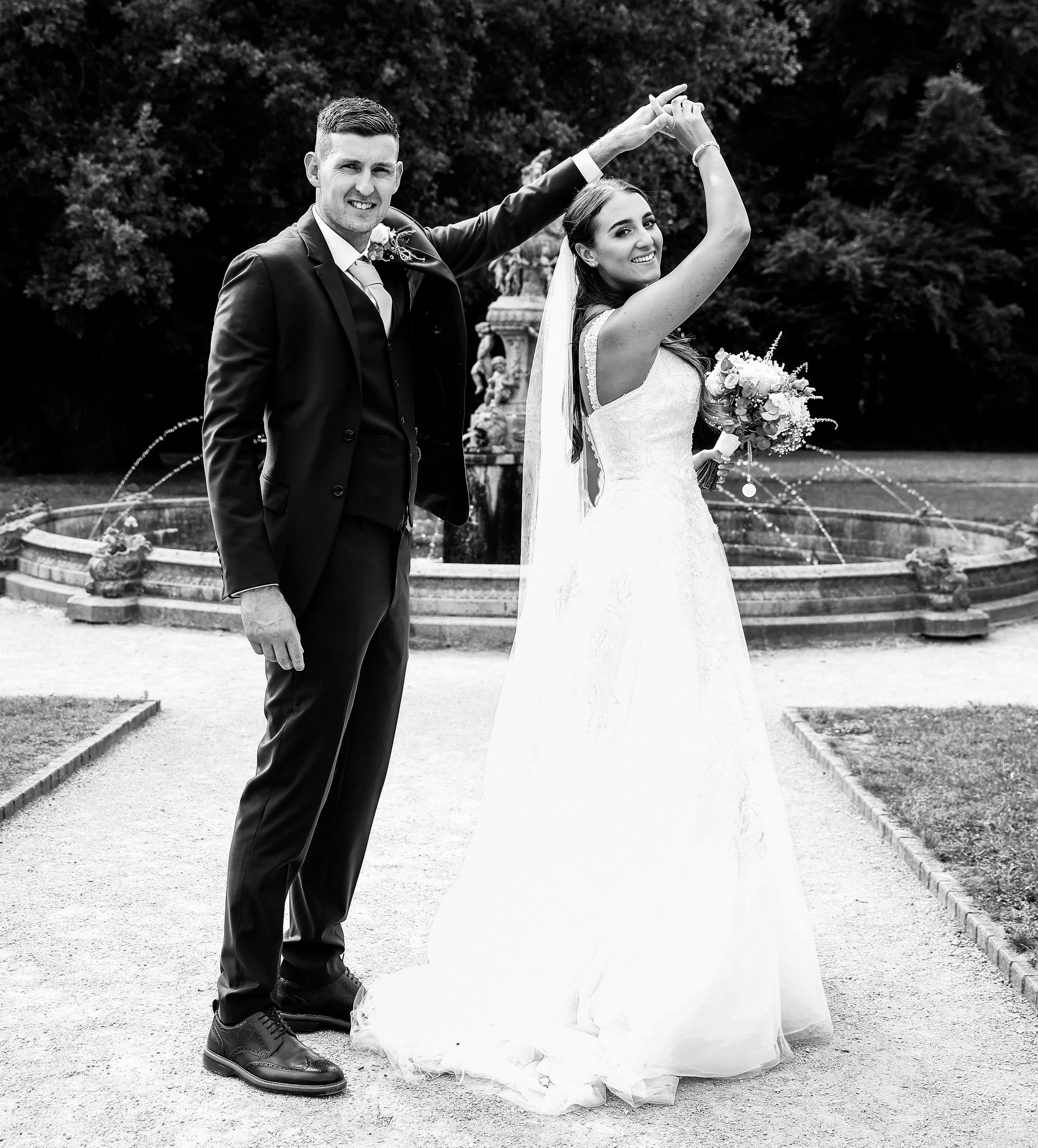Mr & Mrs Deeney-170B&Wb.jpg