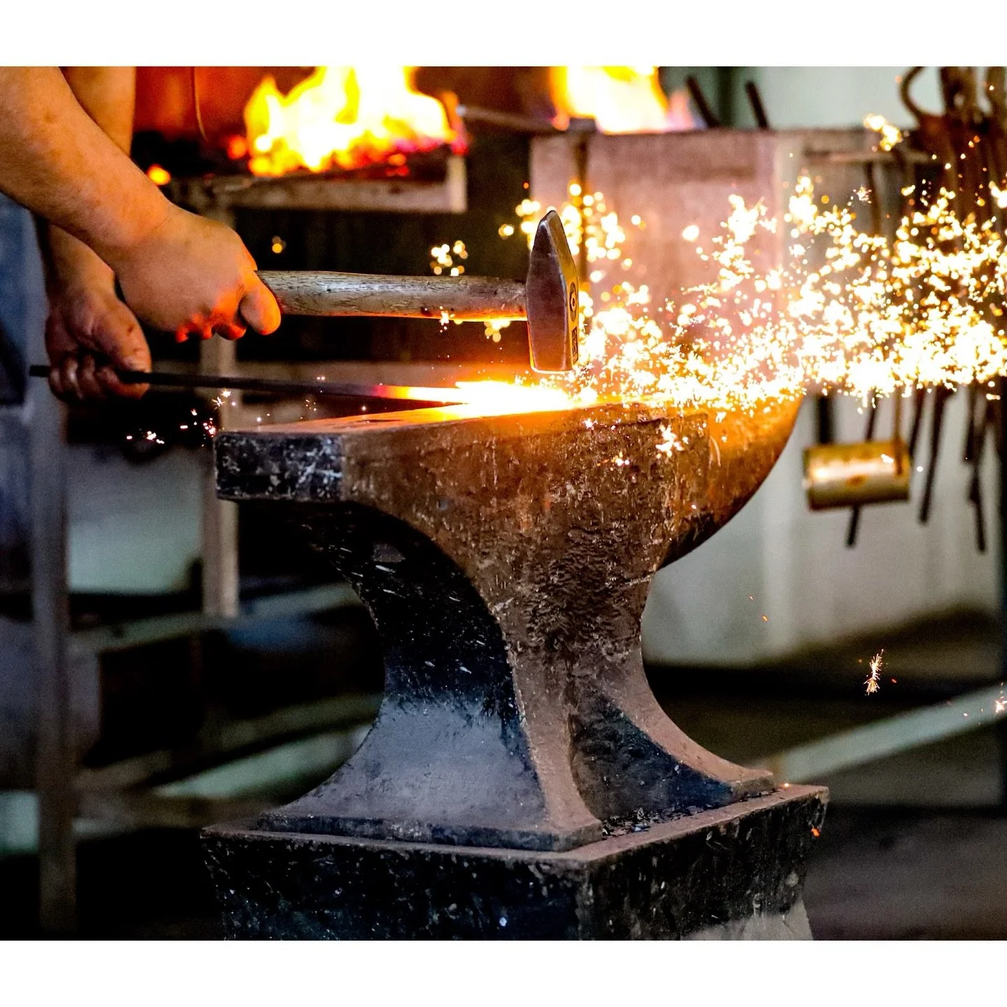 Peak Blacksmithing 🔥 🔨 ⚡️ 

What a Place&hellip; 🌟 

@peakblacksmithing

#photo #photography #photographer #commercial #commercialphotography #business #localbusiness #localbusinesses #blacksmith #blacksmiths #blacksmithing #blacksmithingtools #ba