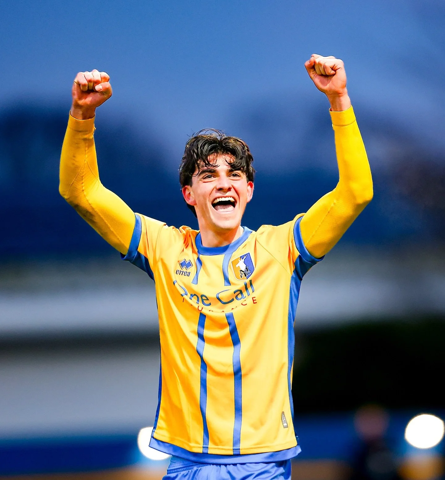 Fun Couple of Months with Mansfield 🟡🔵

#Mansfield #FACup #EFL #MTFC #Stags