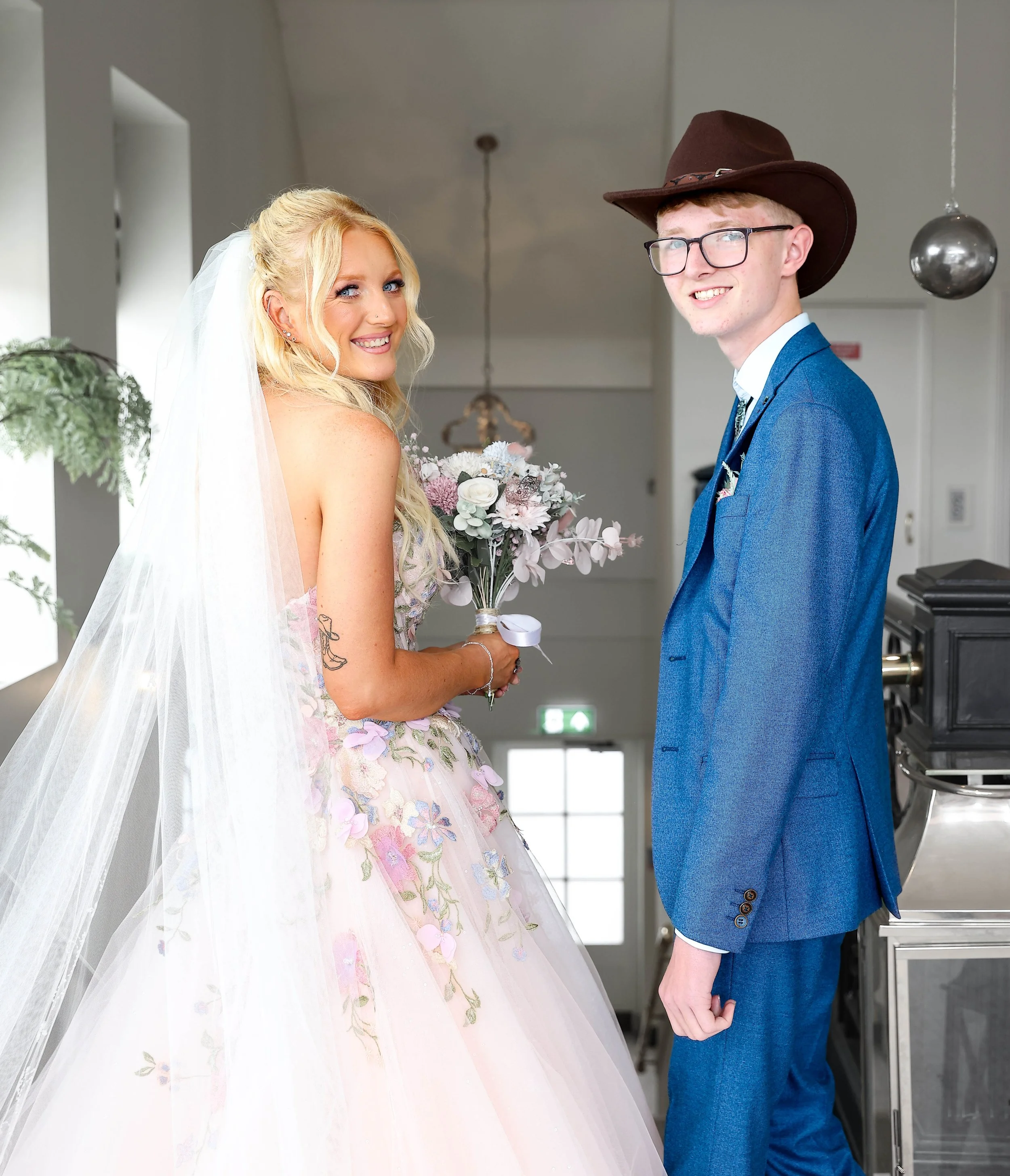 Becky & Andrew-10.jpg