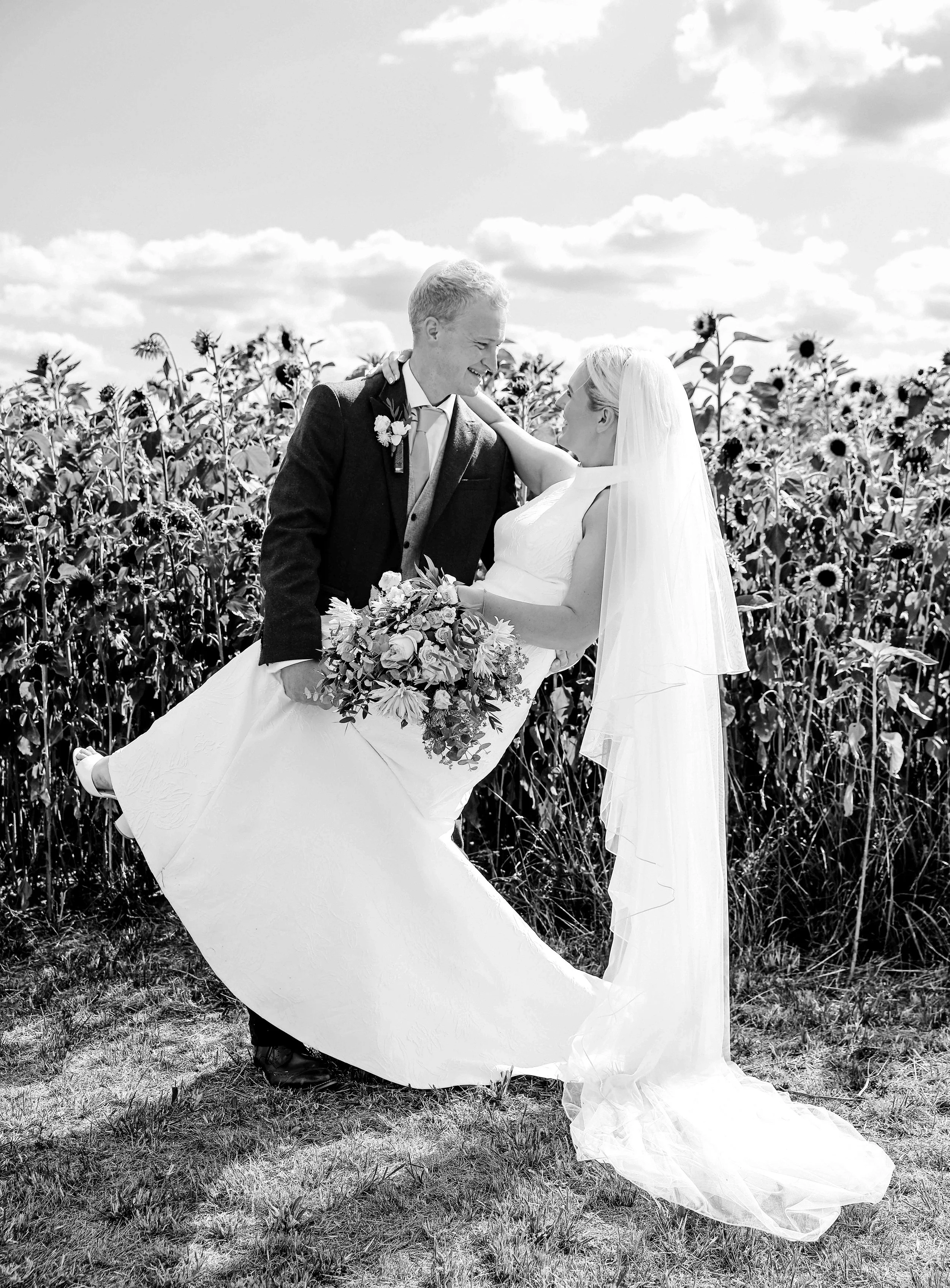 Mr & Mrs Maxey-145B&W.jpg