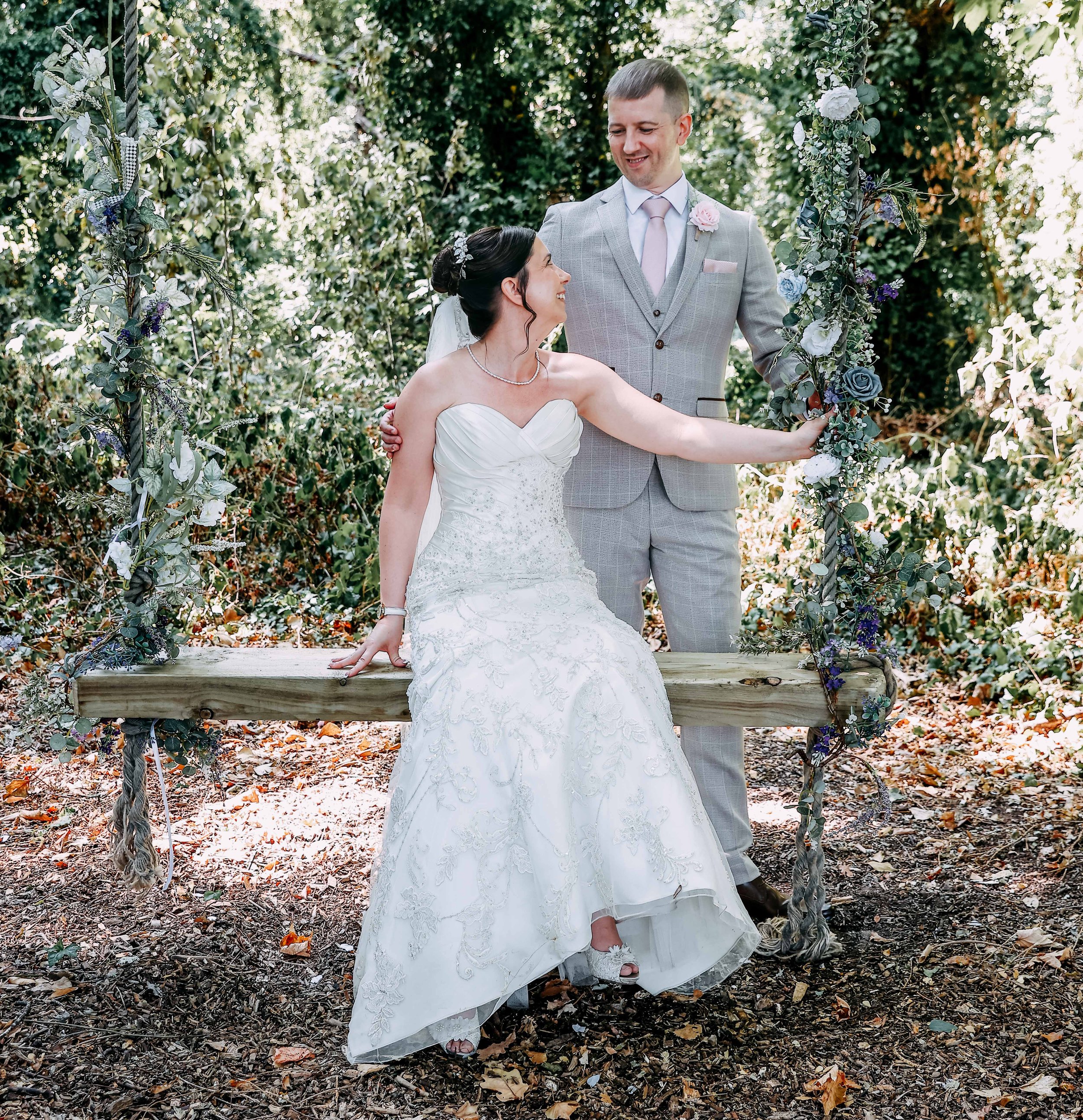 Mr & Mrs Roe-117.jpg