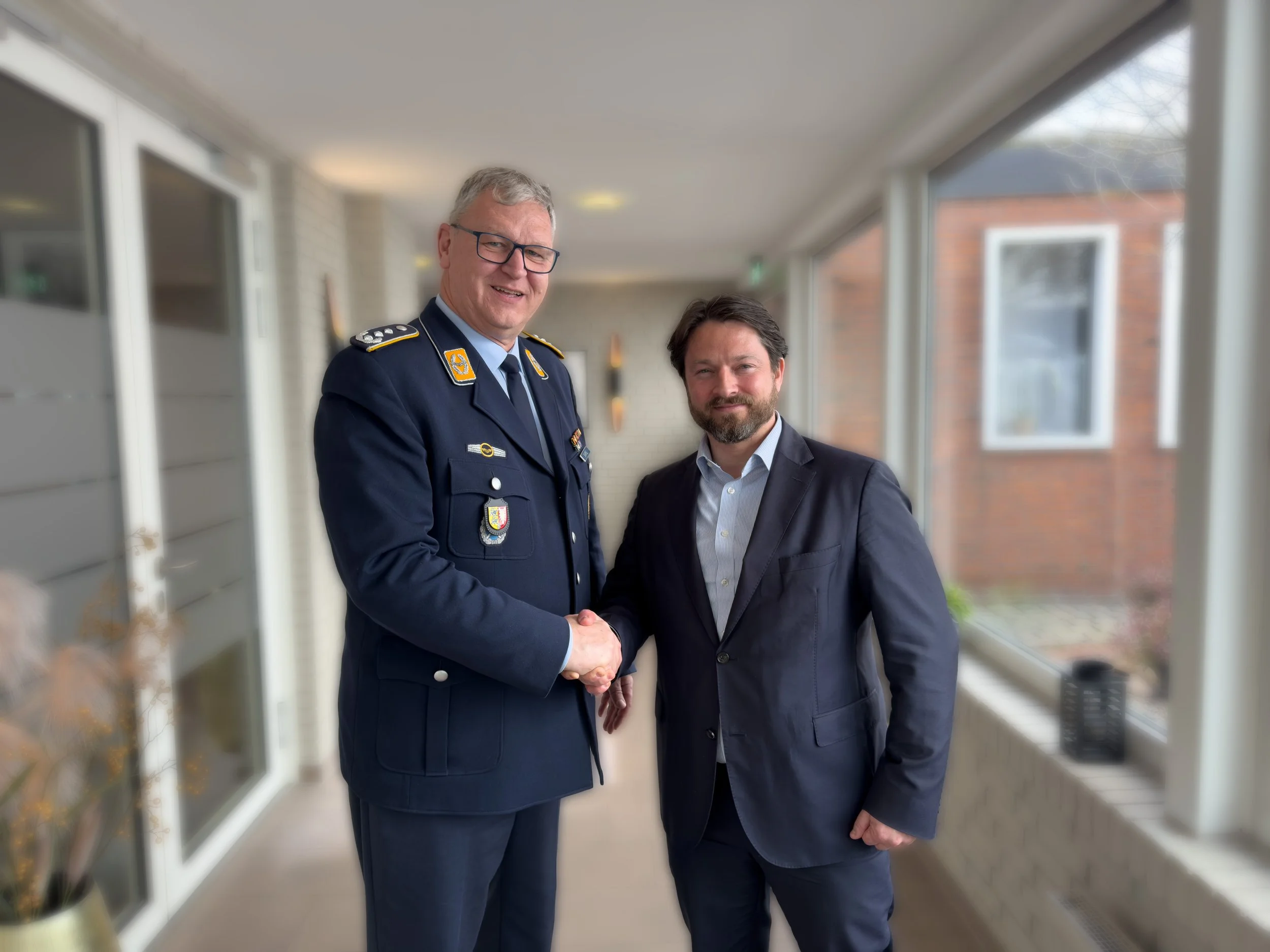 Oberst Skamel mit Björn Spiegel