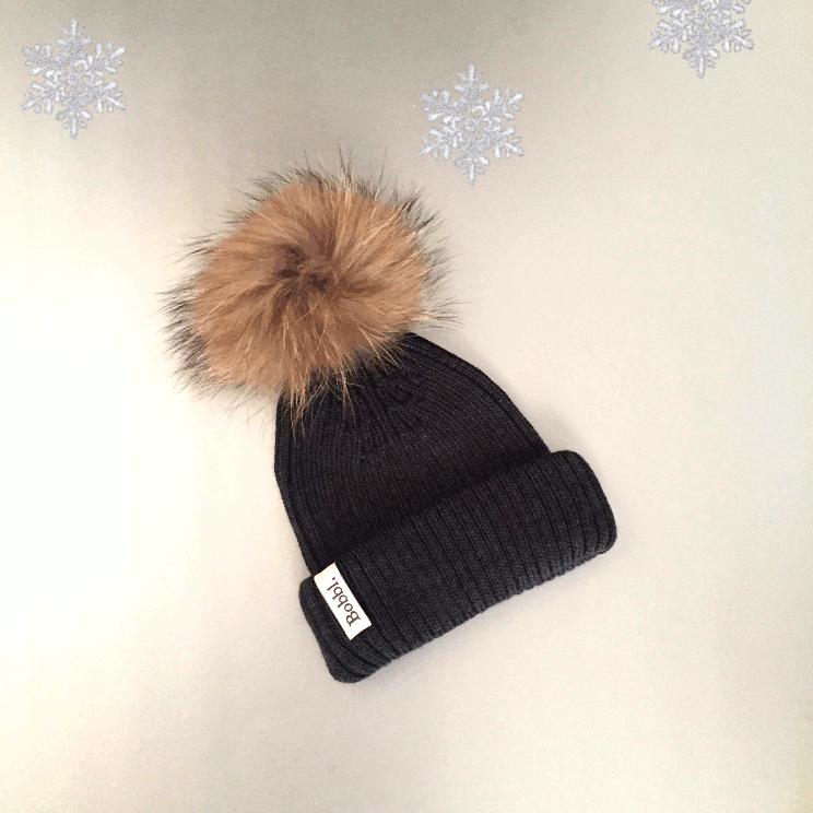bobbl-hat-gif-snow2.gif