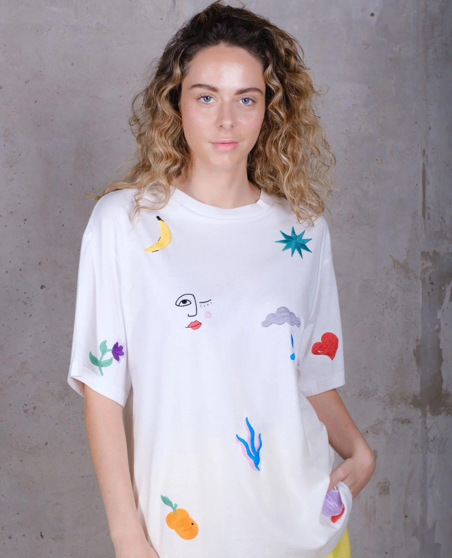 Hand-Embroidered Motif T-Shirt made by our Team. 🪡⁠
⁠
⁠
⁠
⁠
⁠
⁠
⁠
⁠
⁠
⁠
#clothingindustry #clothingfactory #apparelfactory ⁠
#ethicalstyle #fairfashion #whomademyclothes #fairtradefashion #fashionrevolution #consciousfashion #ethicalfashion #conscio