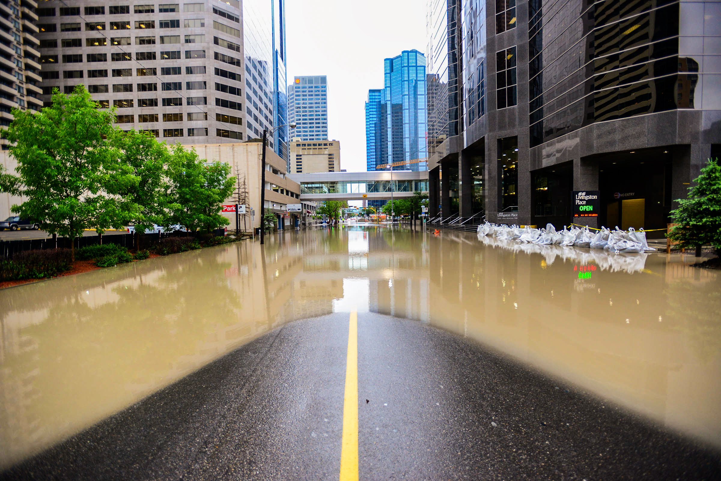 Calgary-Floods_0001.jpg