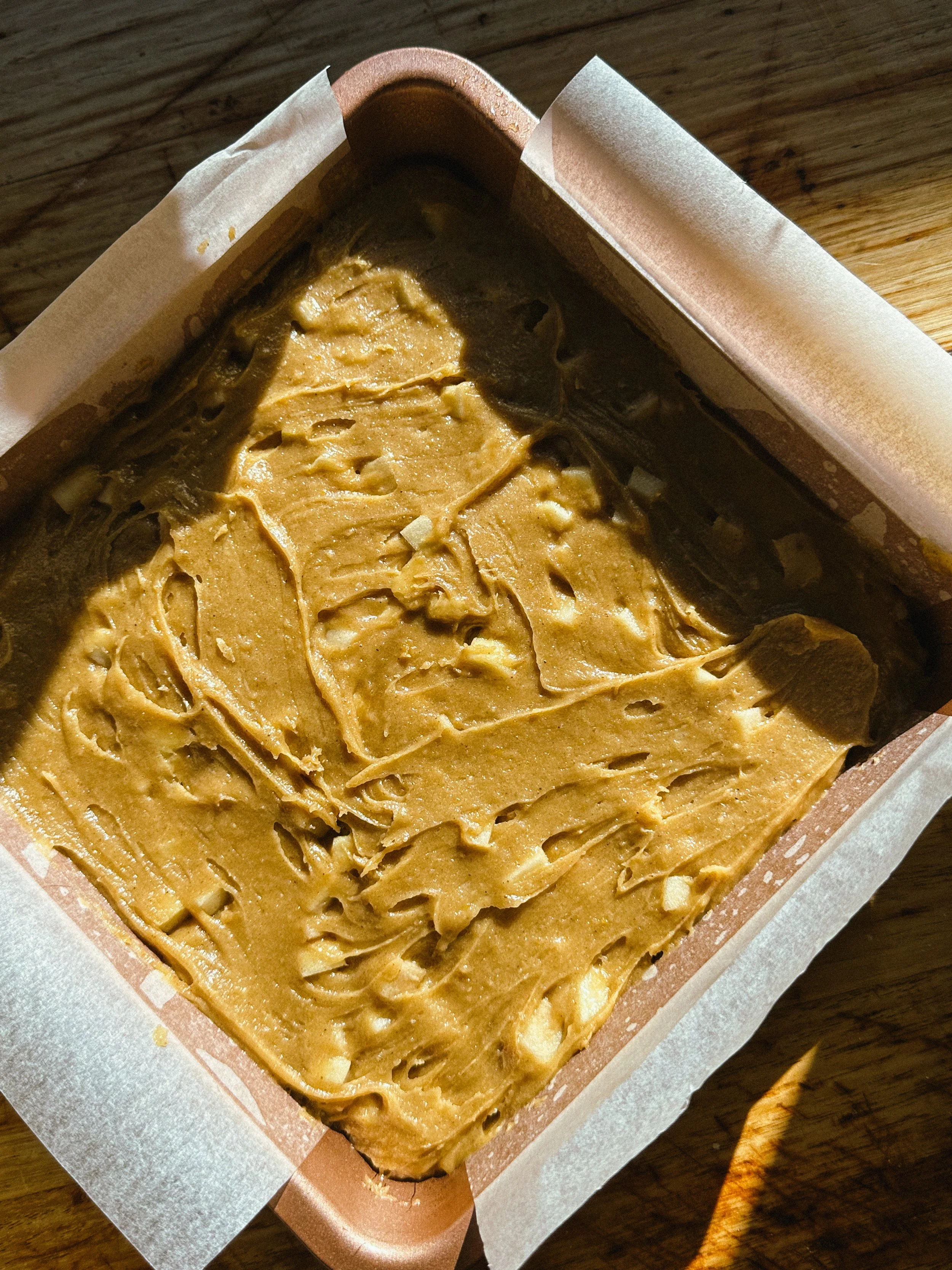 Apple Crumble Blondies (Copy)