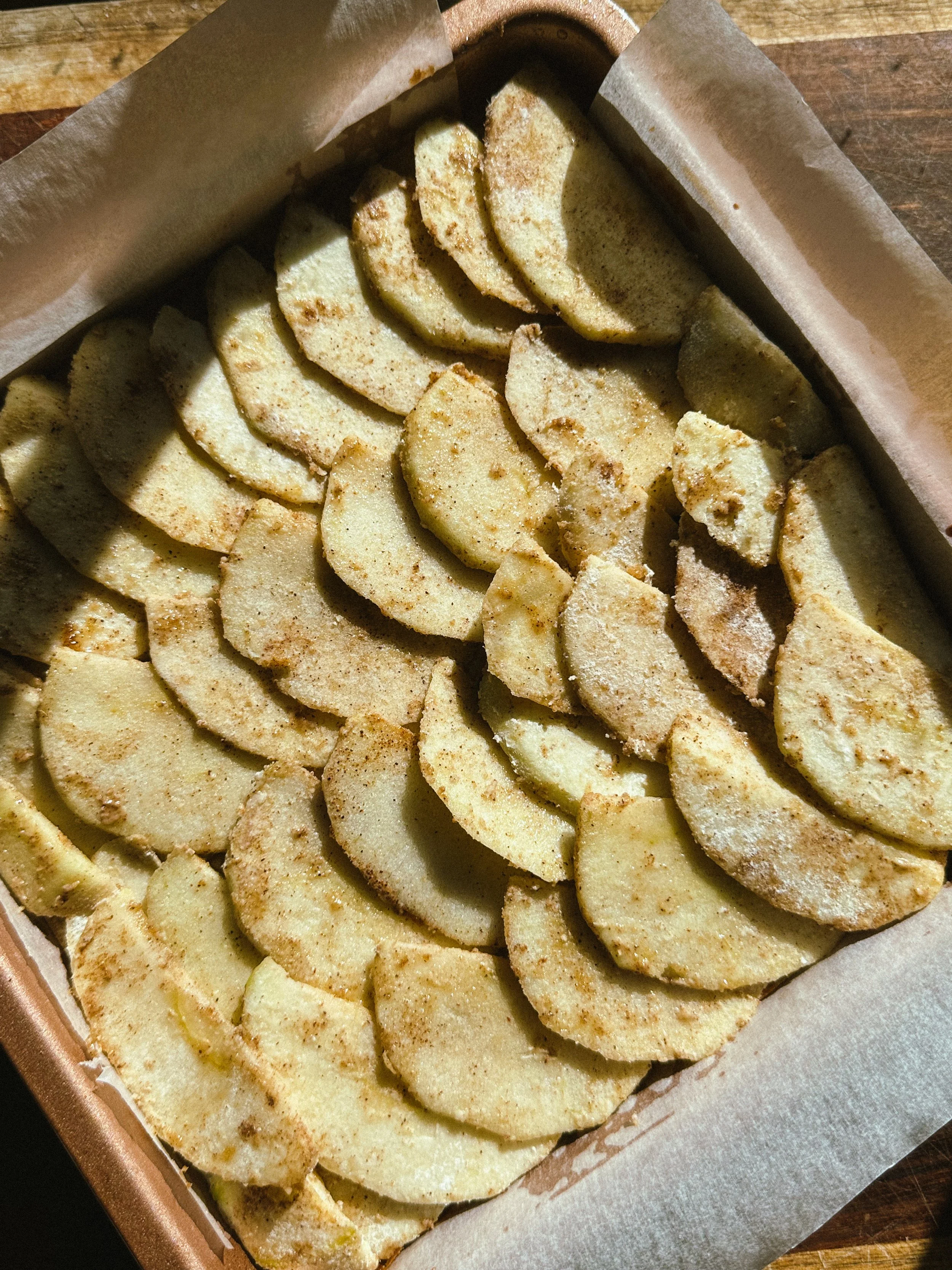 Apple Crumble Blondies (Copy)